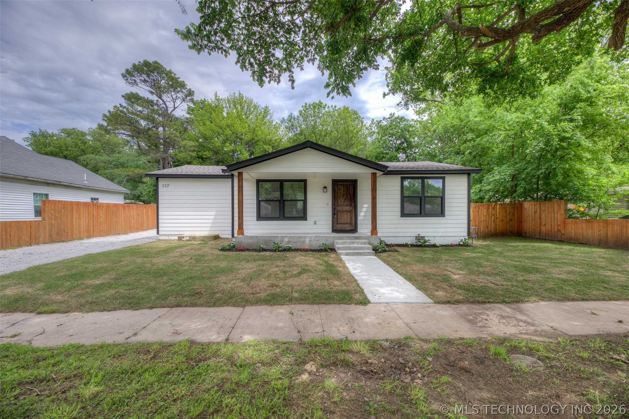 117 S Old Main Street Coweta OK 74429