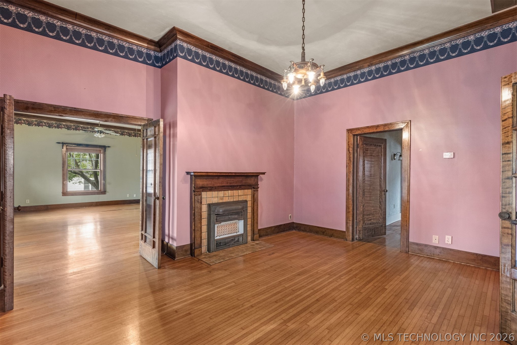 221 W Pecan Street Coweta OK 74429