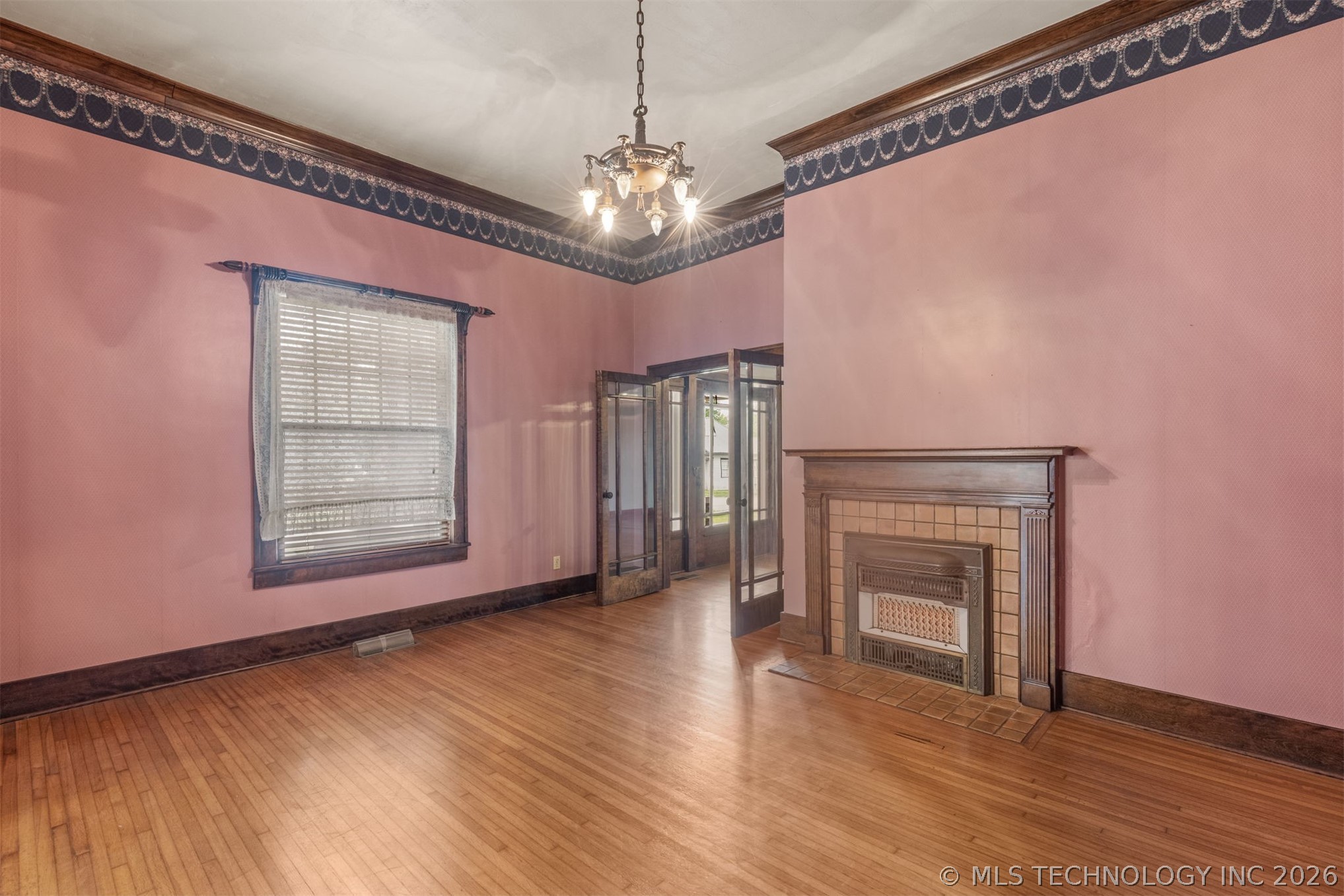 221 W Pecan Street Coweta OK 74429