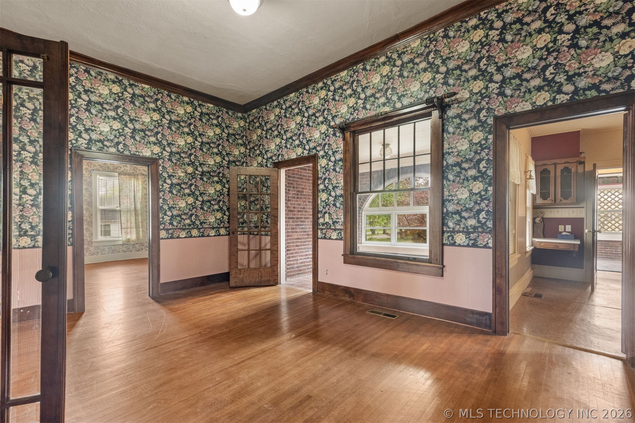 221 W Pecan Street Coweta OK 74429