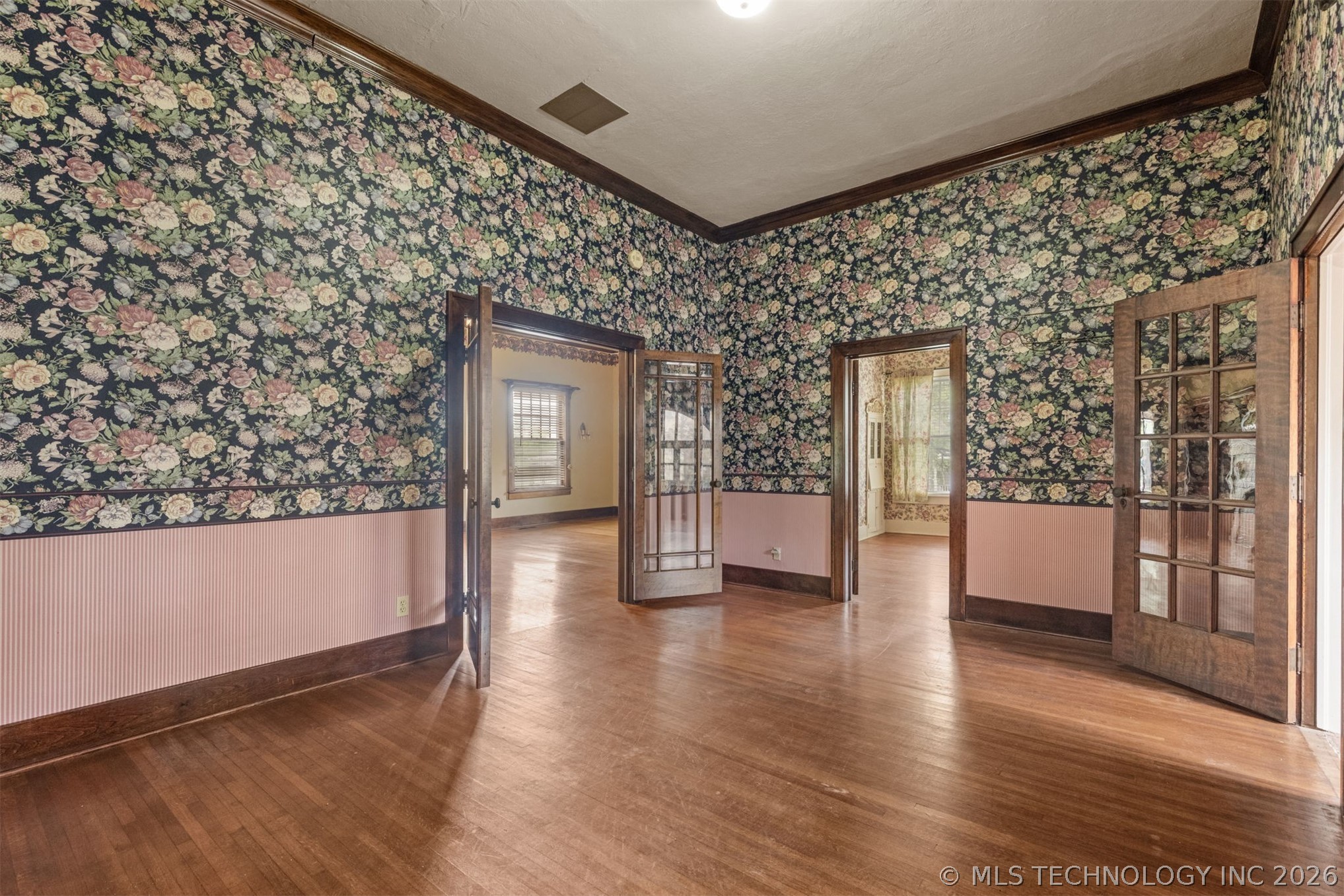221 W Pecan Street Coweta OK 74429
