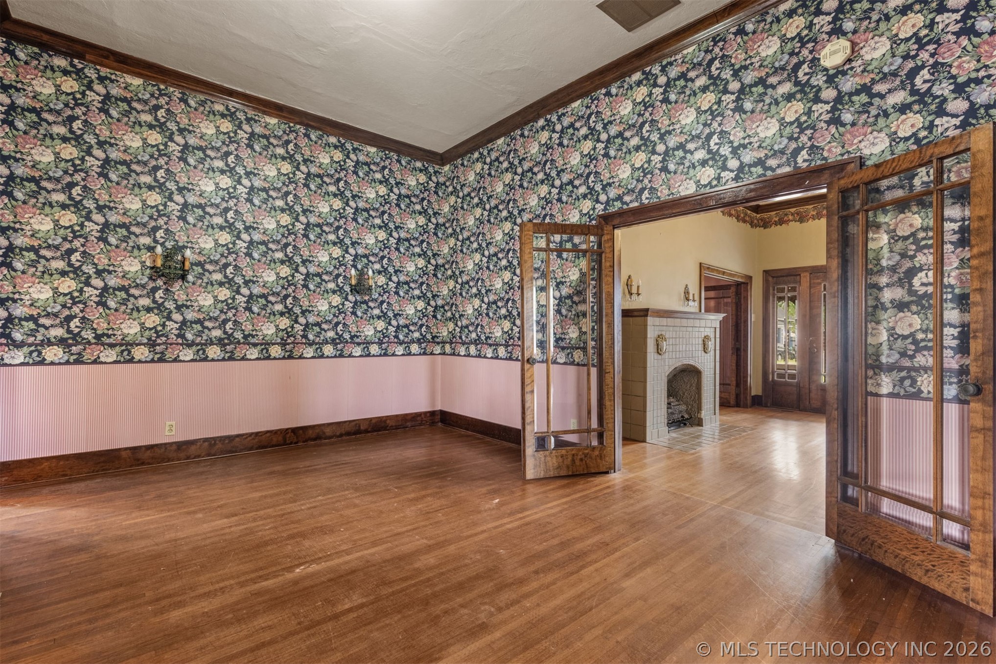 221 W Pecan Street Coweta OK 74429