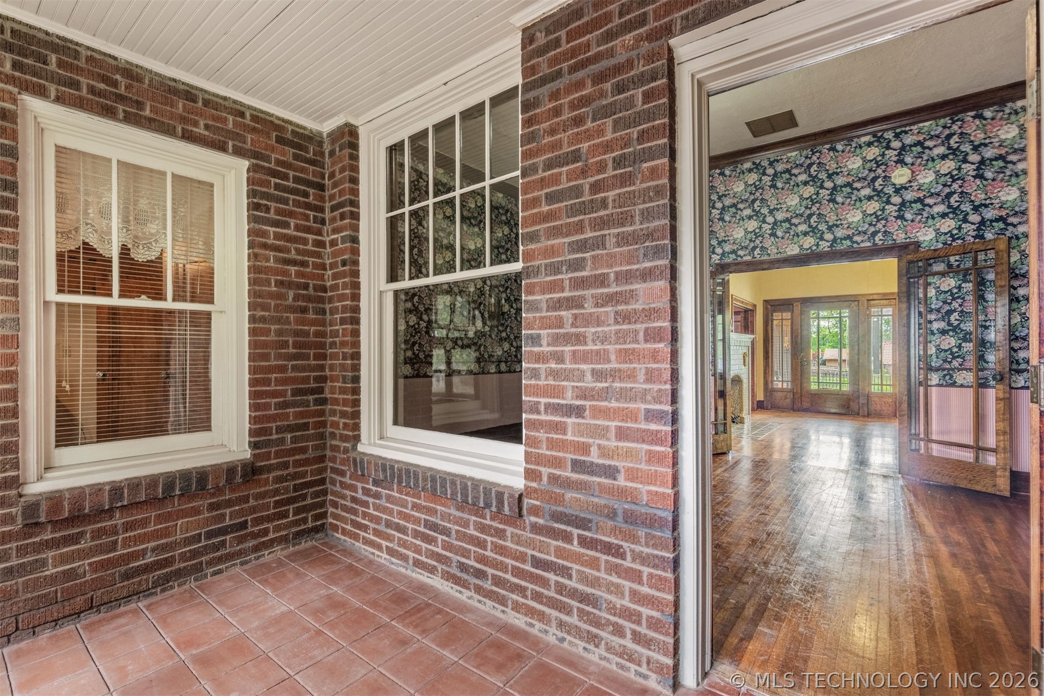 221 W Pecan Street Coweta OK 74429