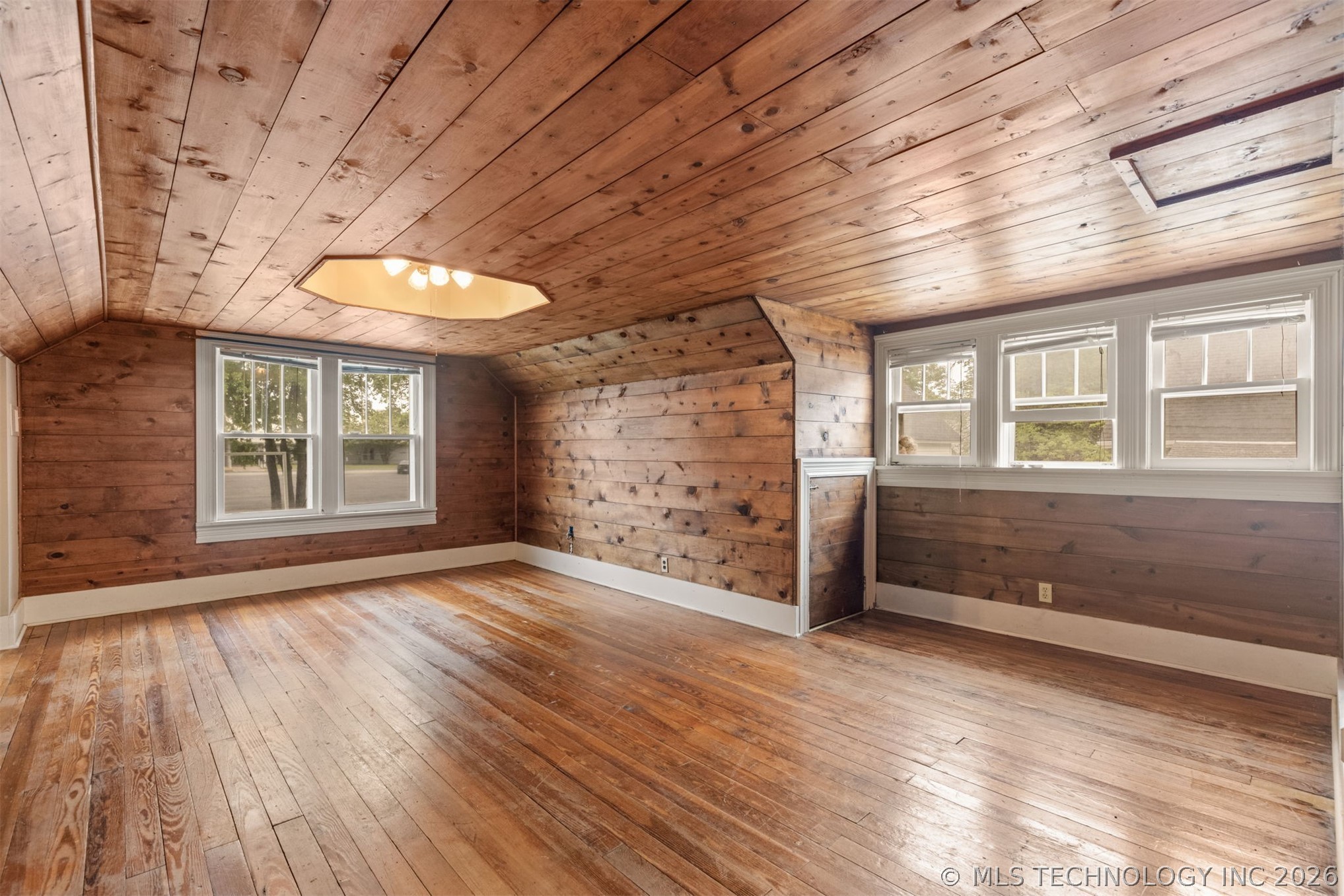 221 W Pecan Street Coweta OK 74429