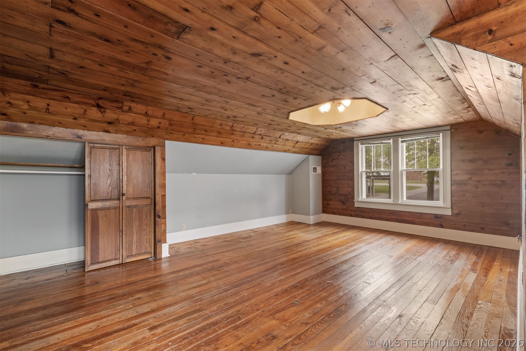 221 W Pecan Street Coweta OK 74429