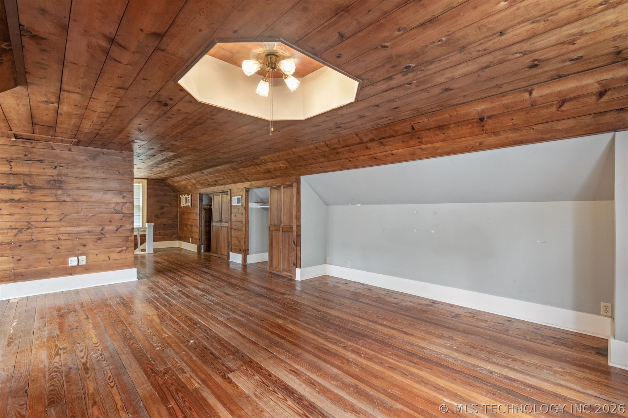221 W Pecan Street Coweta OK 74429