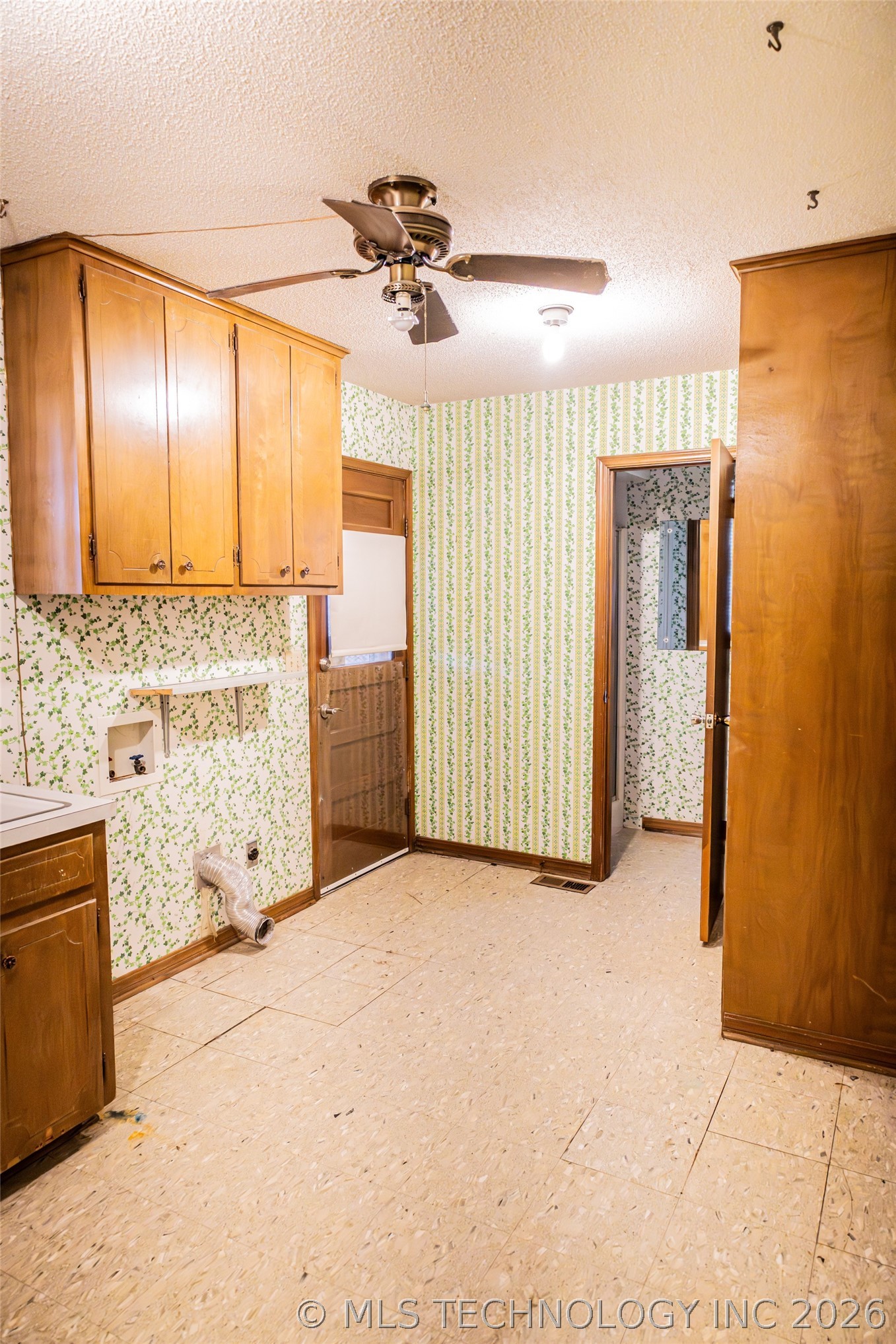 904 S D And H Street Cleveland OK 74020