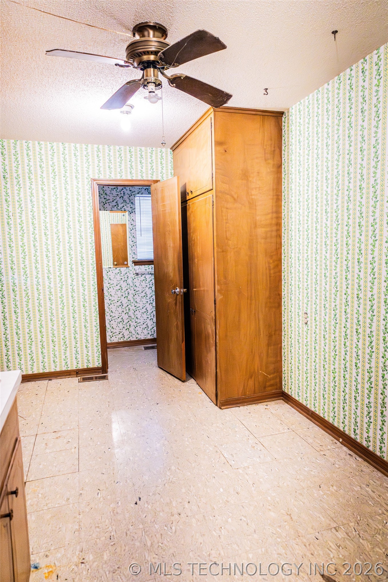 904 S D And H Street Cleveland OK 74020