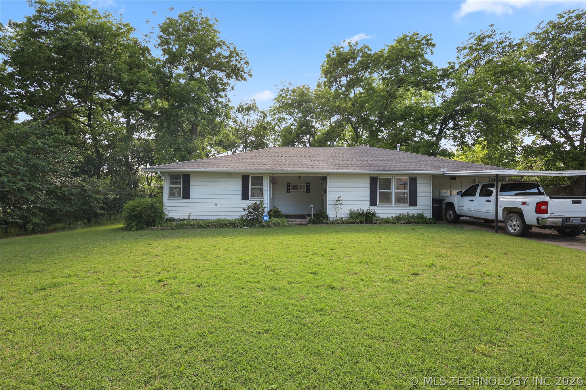 1415 Holt Street Ardmore OK 73401