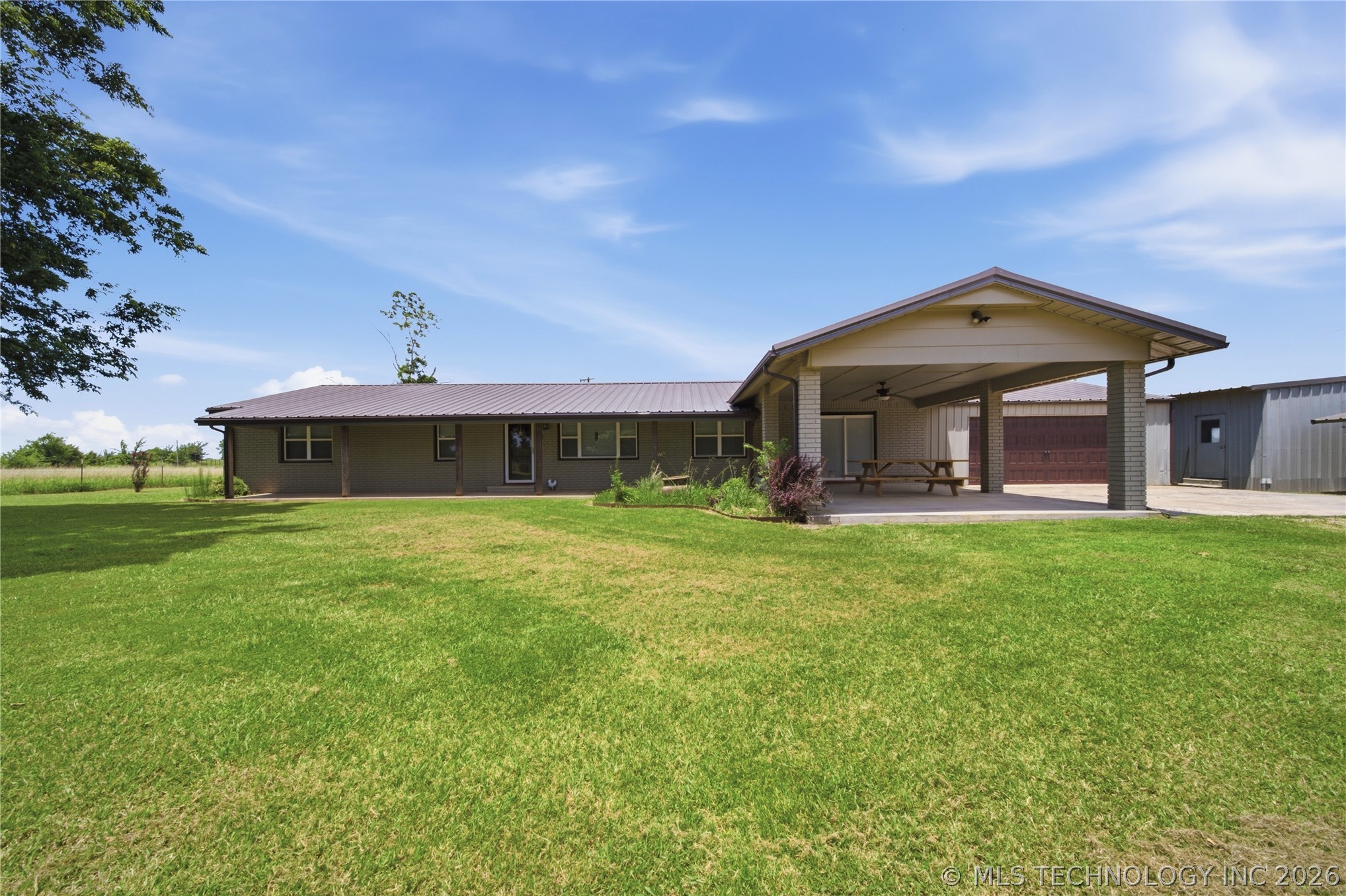 422985 E 1080 Road Checotah OK 74426