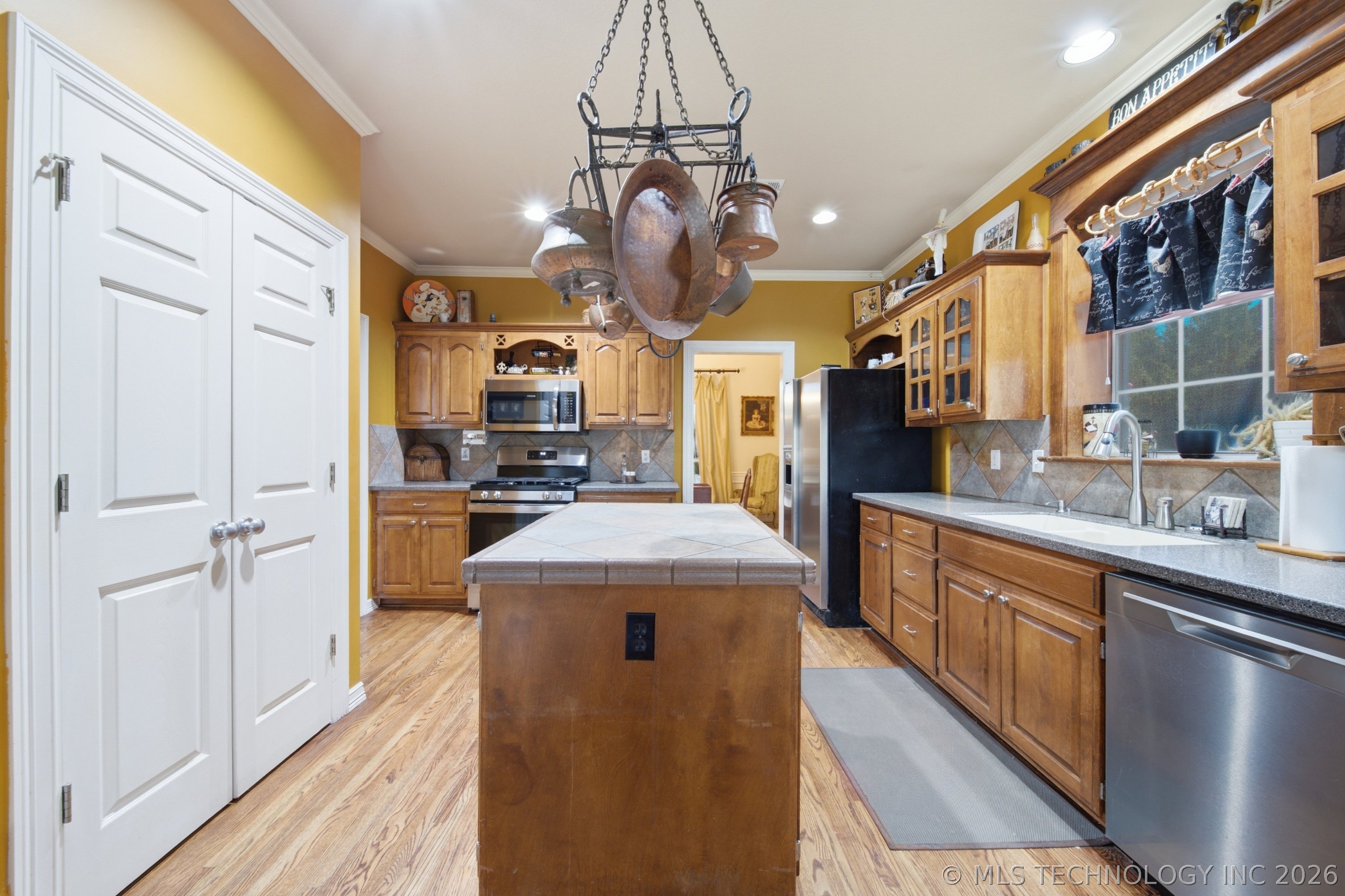 3104 N Oak Avenue Broken Arrow OK 74012