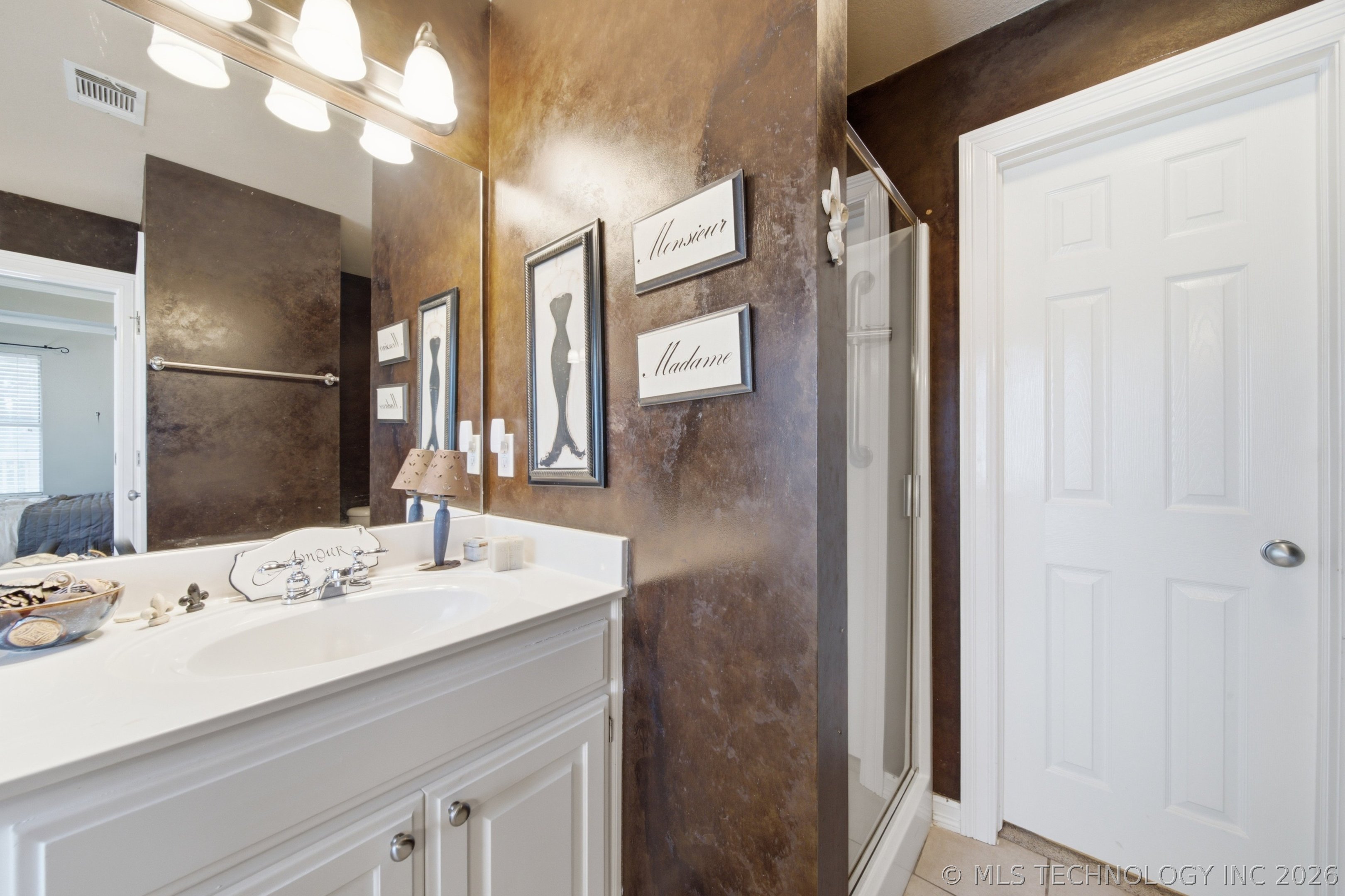 3104 N Oak Avenue Broken Arrow OK 74012