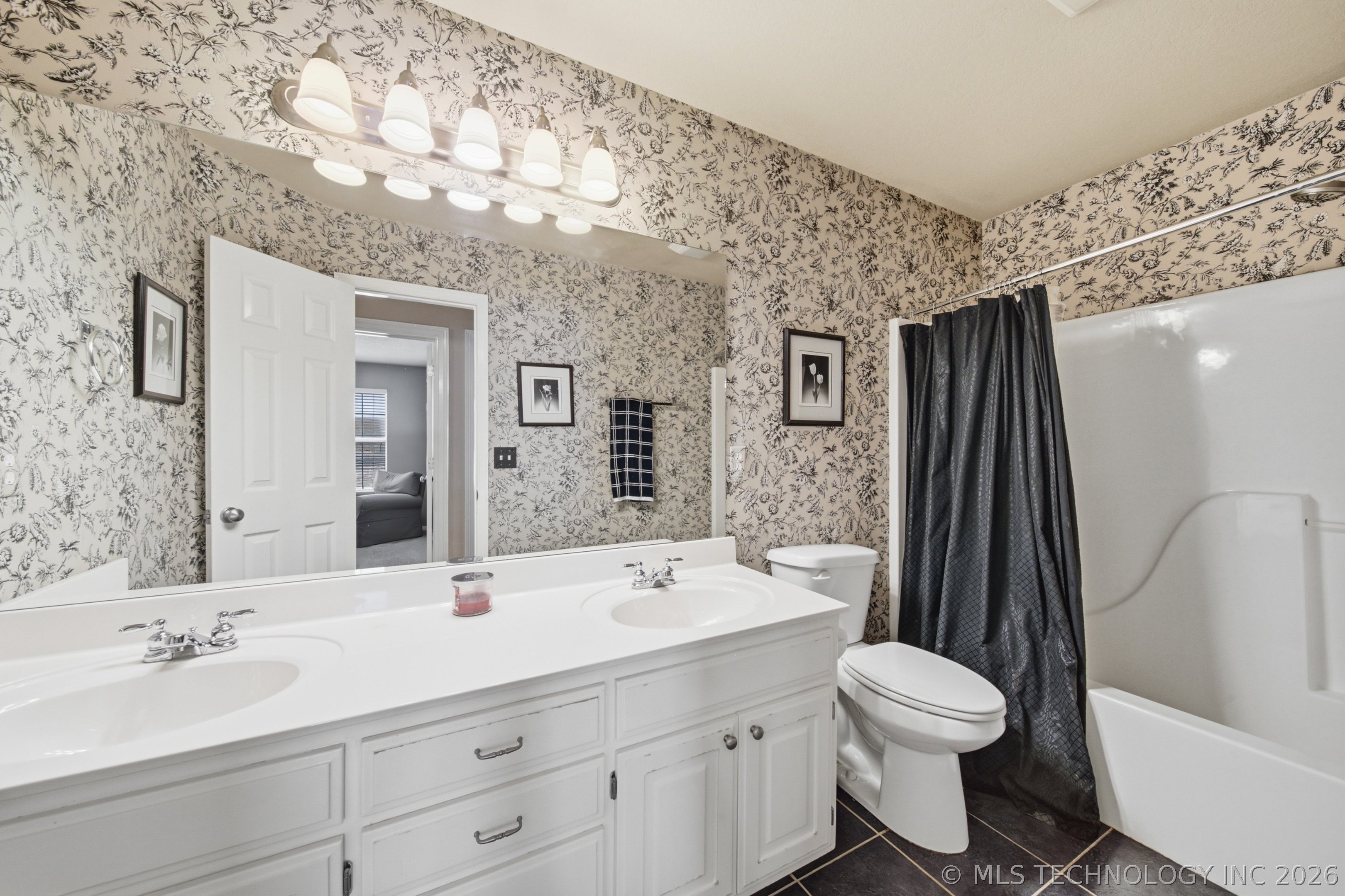 3104 N Oak Avenue Broken Arrow OK 74012