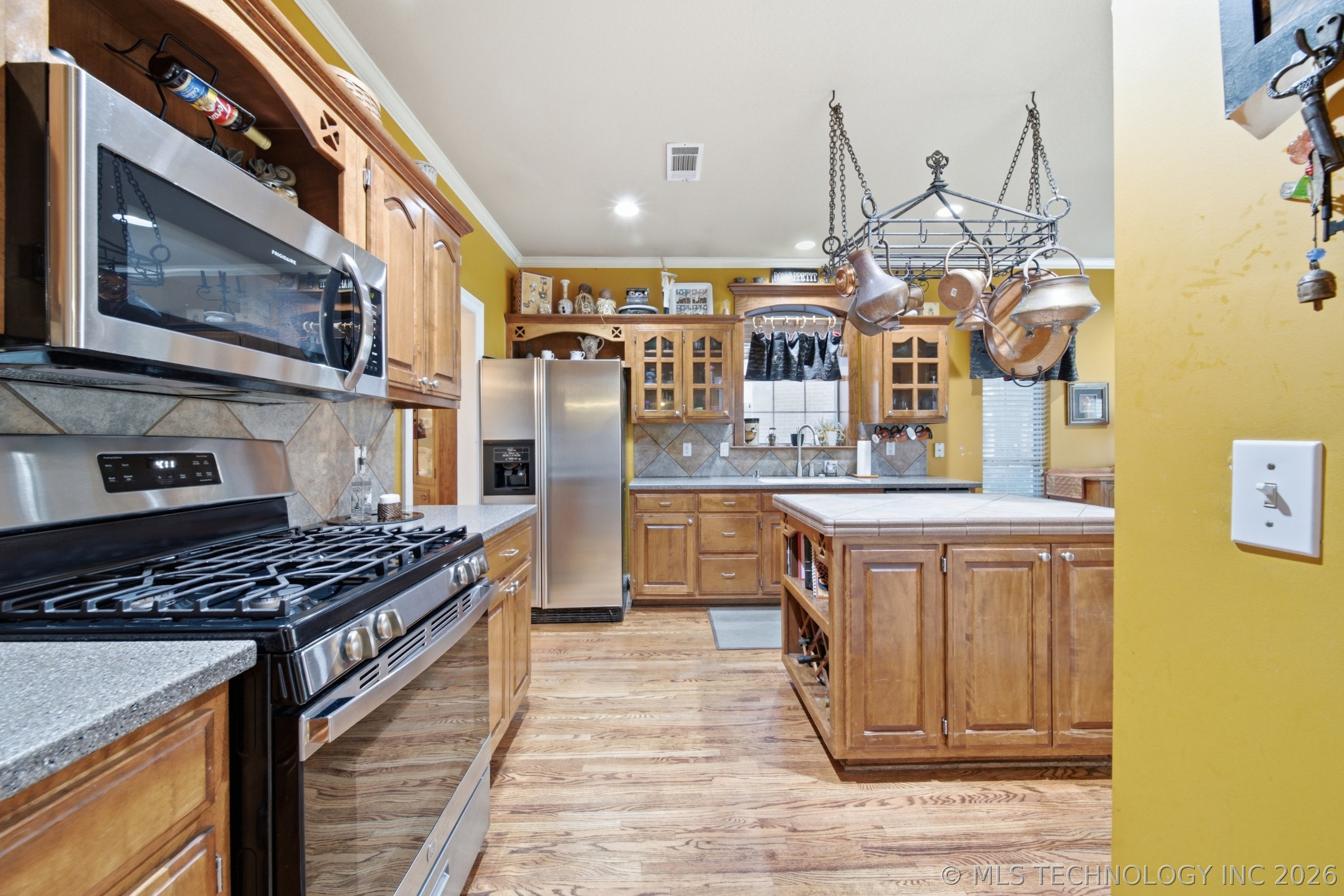 3104 N Oak Avenue Broken Arrow OK 74012