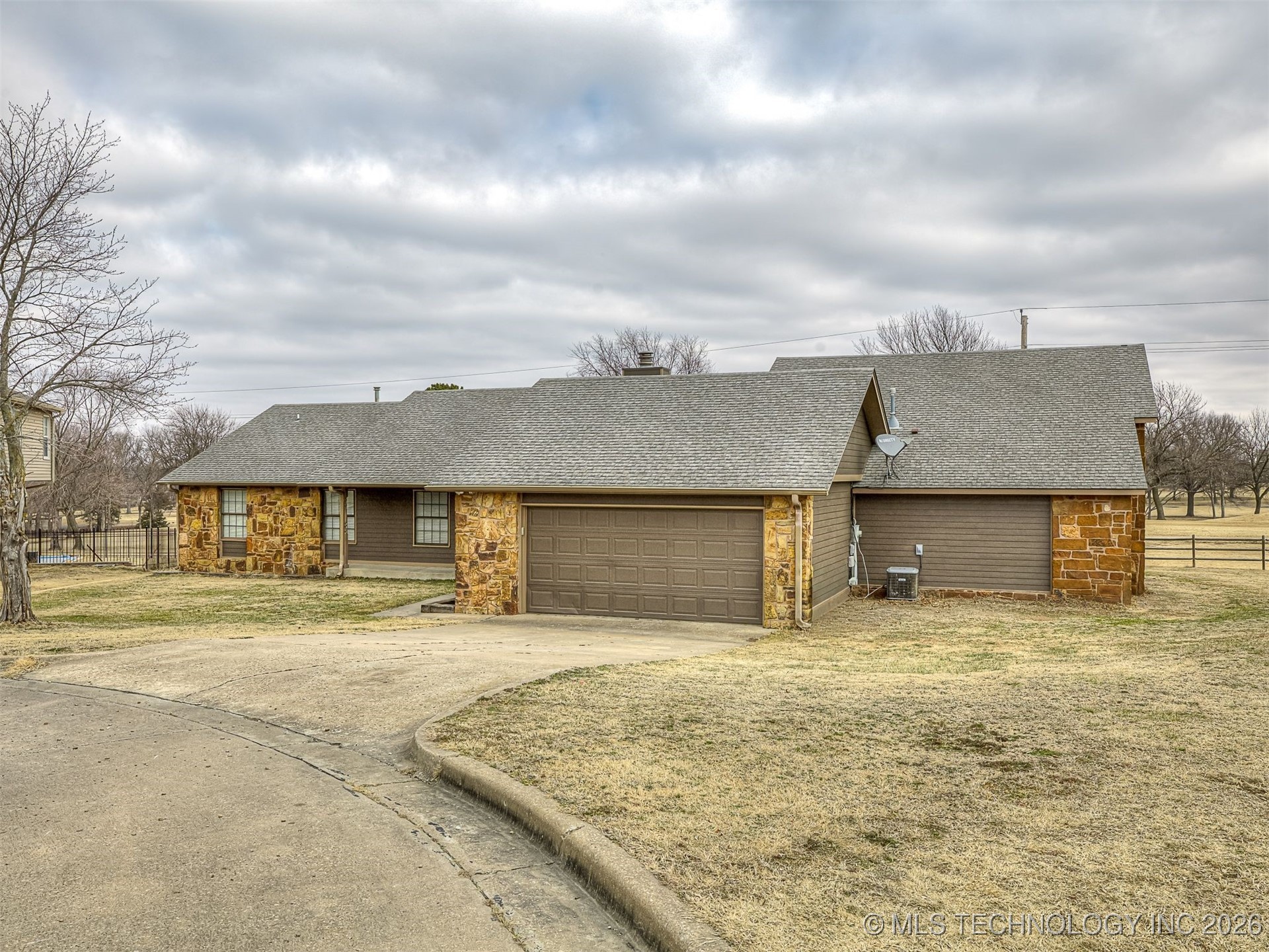 300 Ridgecrest Court Bartlesville OK 74006