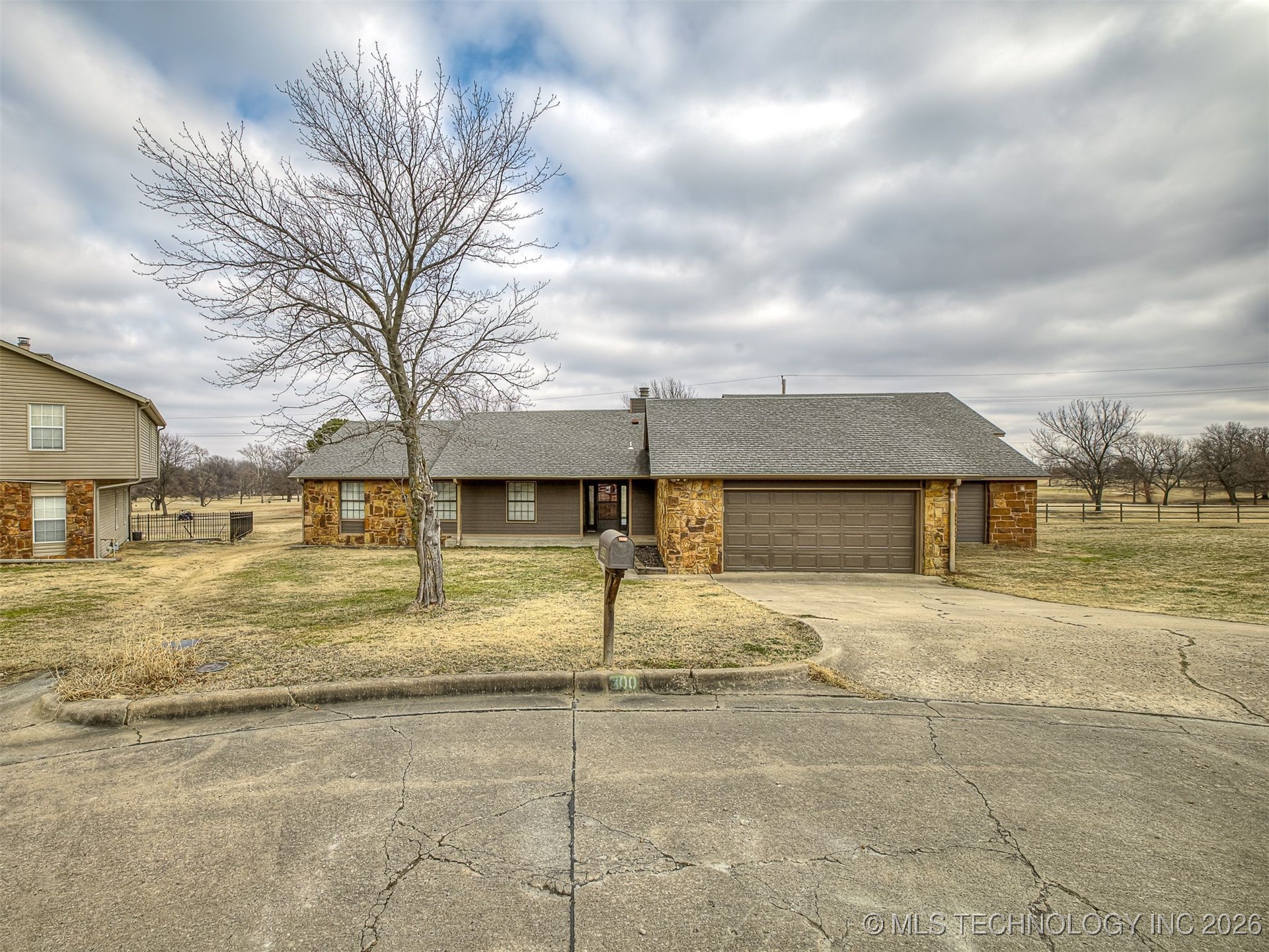 300 Ridgecrest Court Bartlesville OK 74006