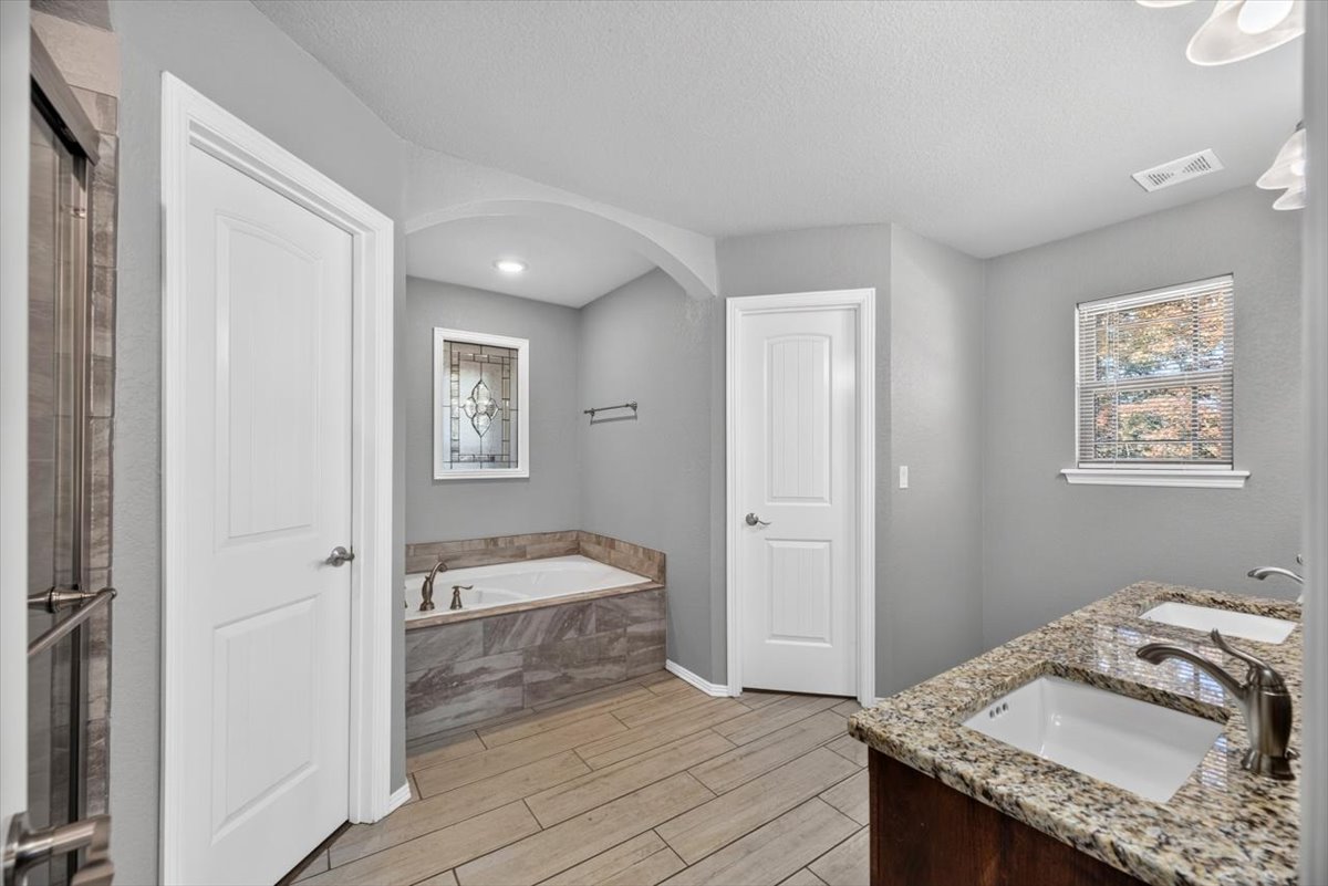 301 Eagle Crest Poteau OK 74953