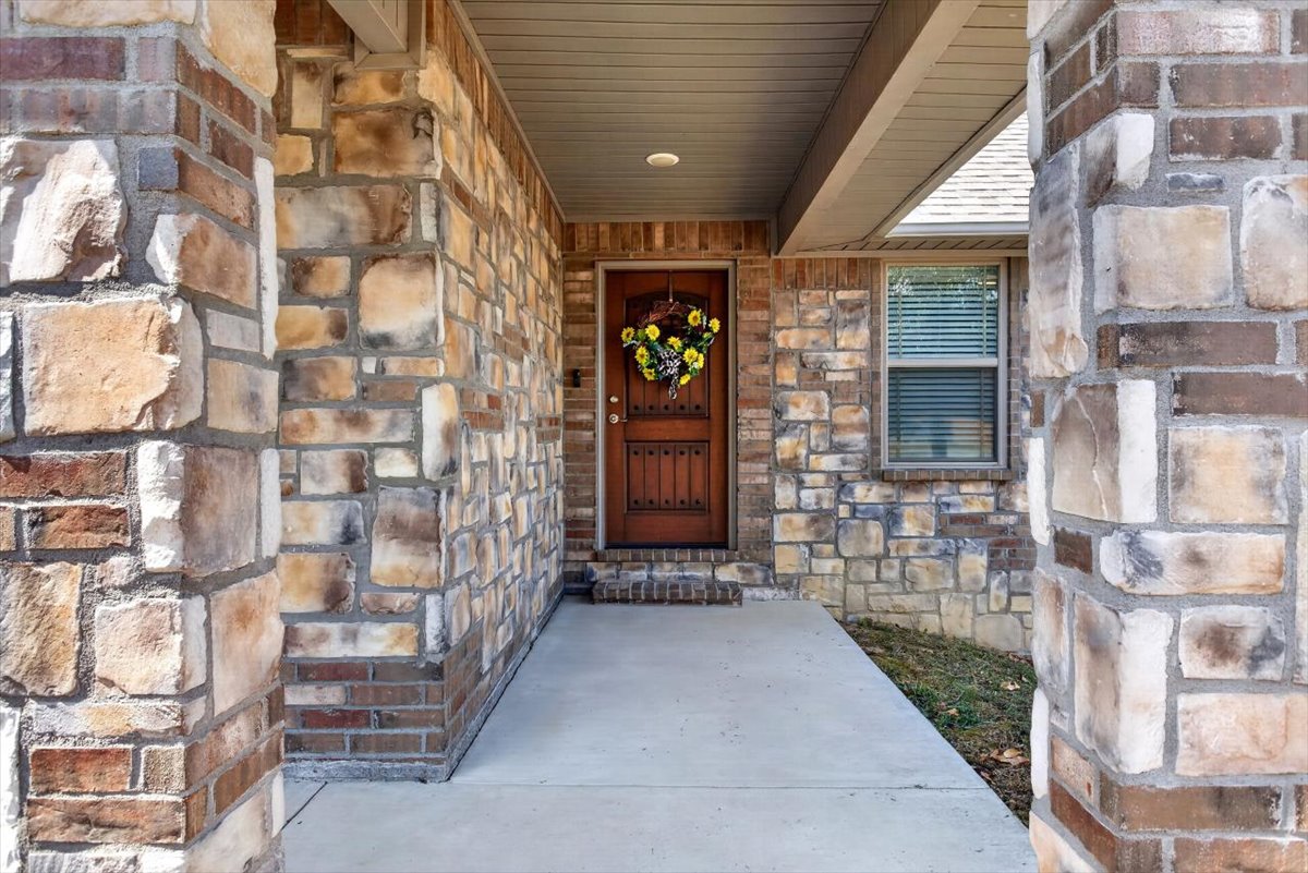 301 Eagle Crest Poteau OK 74953