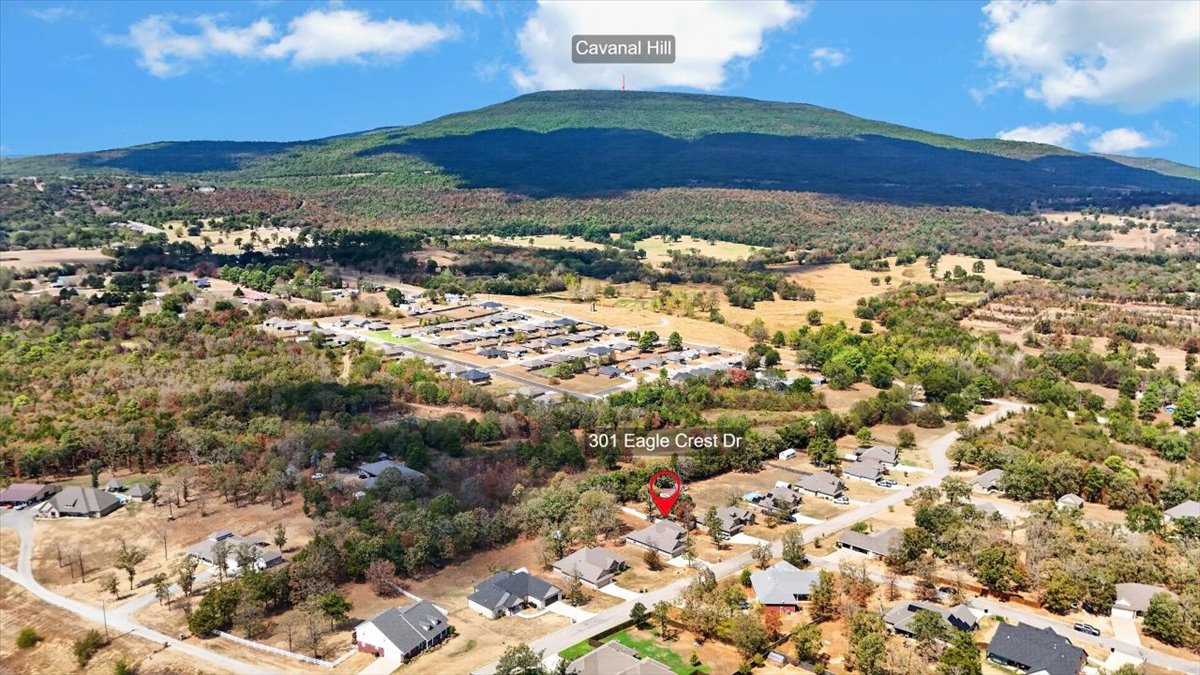301 Eagle Crest Poteau OK 74953