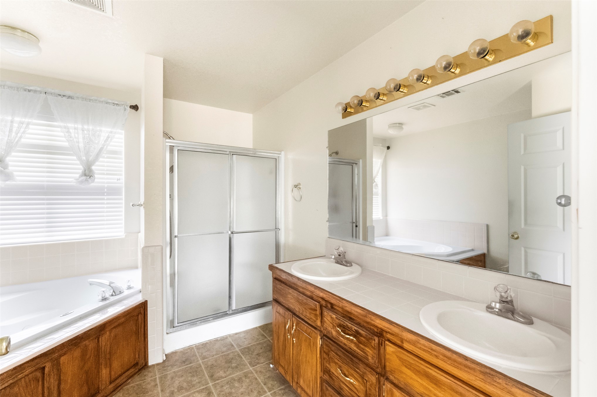 17760 County Road 3518 Ada OK 74820