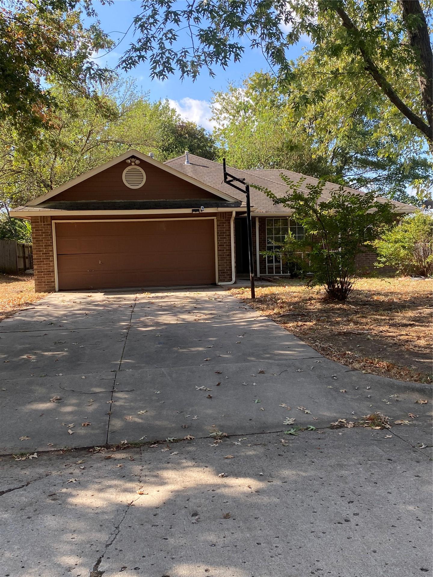 2403 Muskogee Drive Muskogee OK 74401