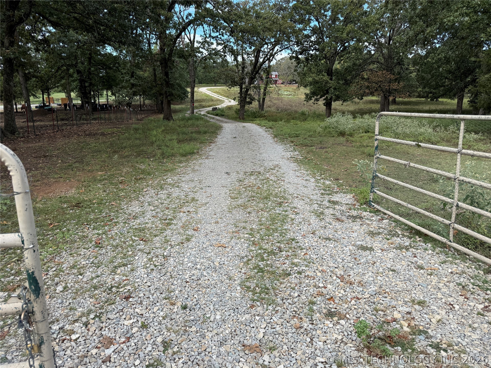 203 E Red Oak Drive Durant OK 74701