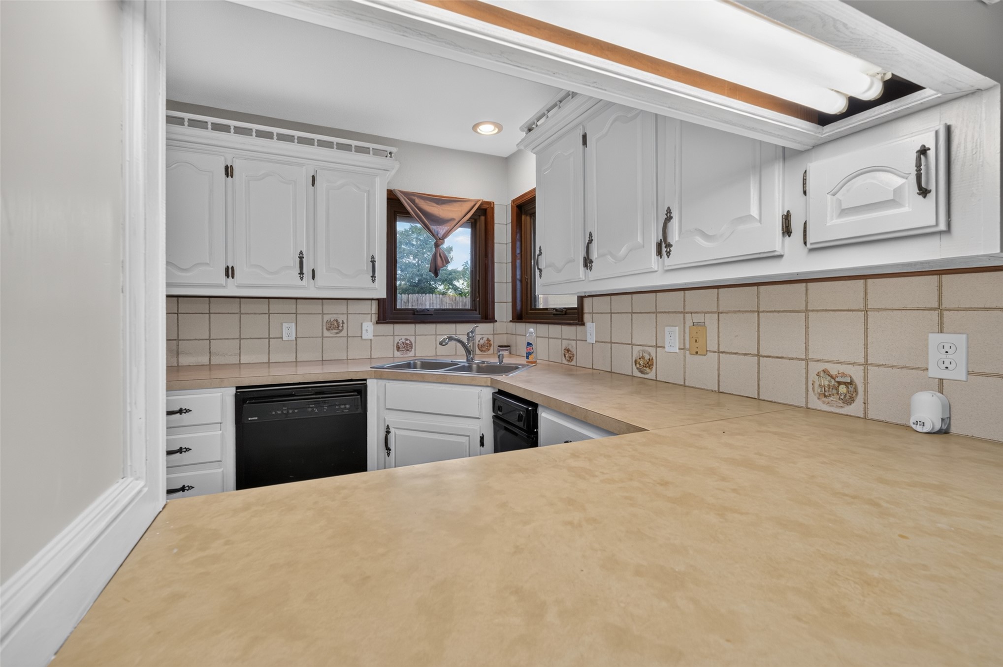 17670 S 280 Road Morris OK 74445