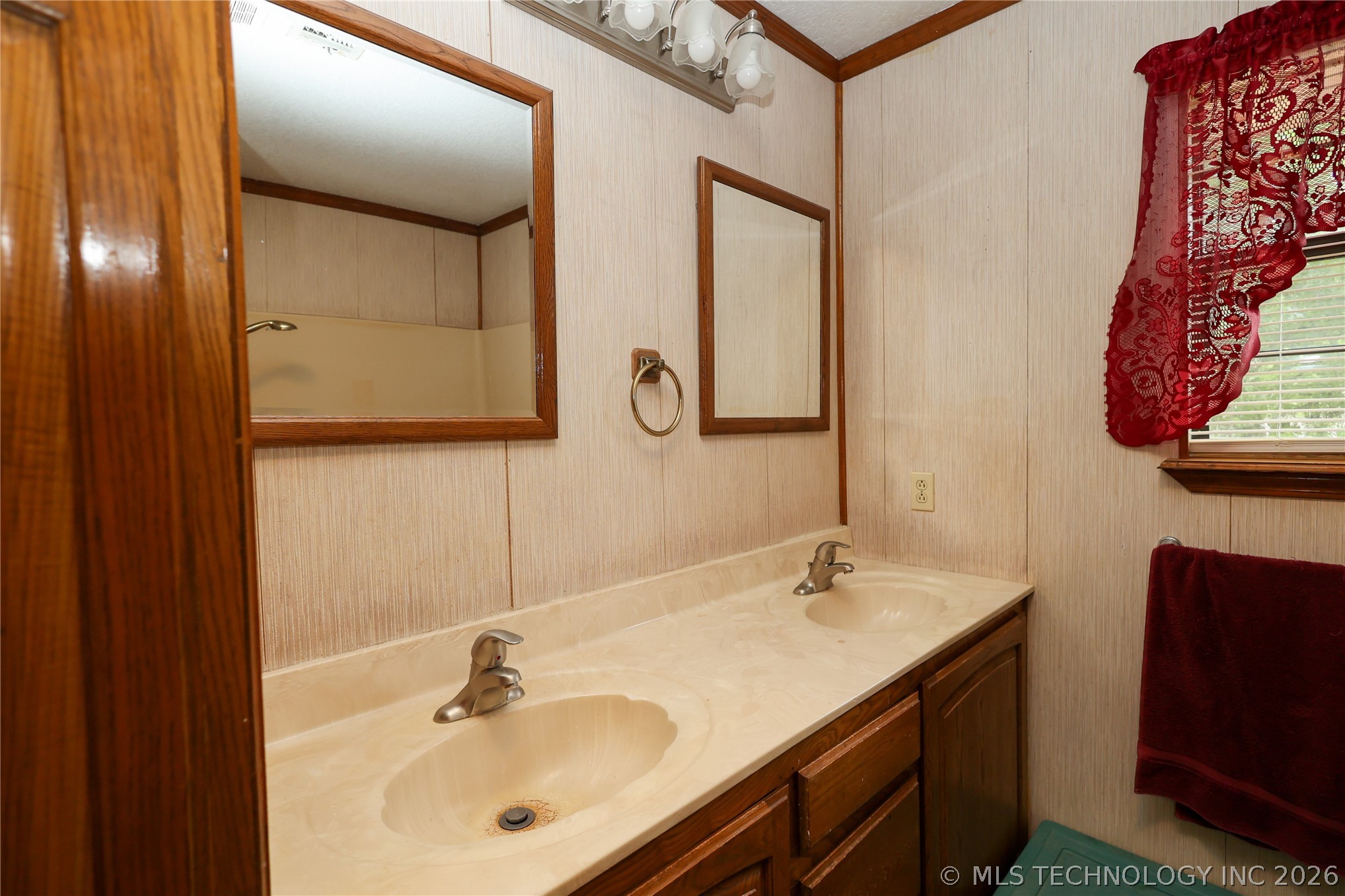232 Applegate Street Wilson OK 73463