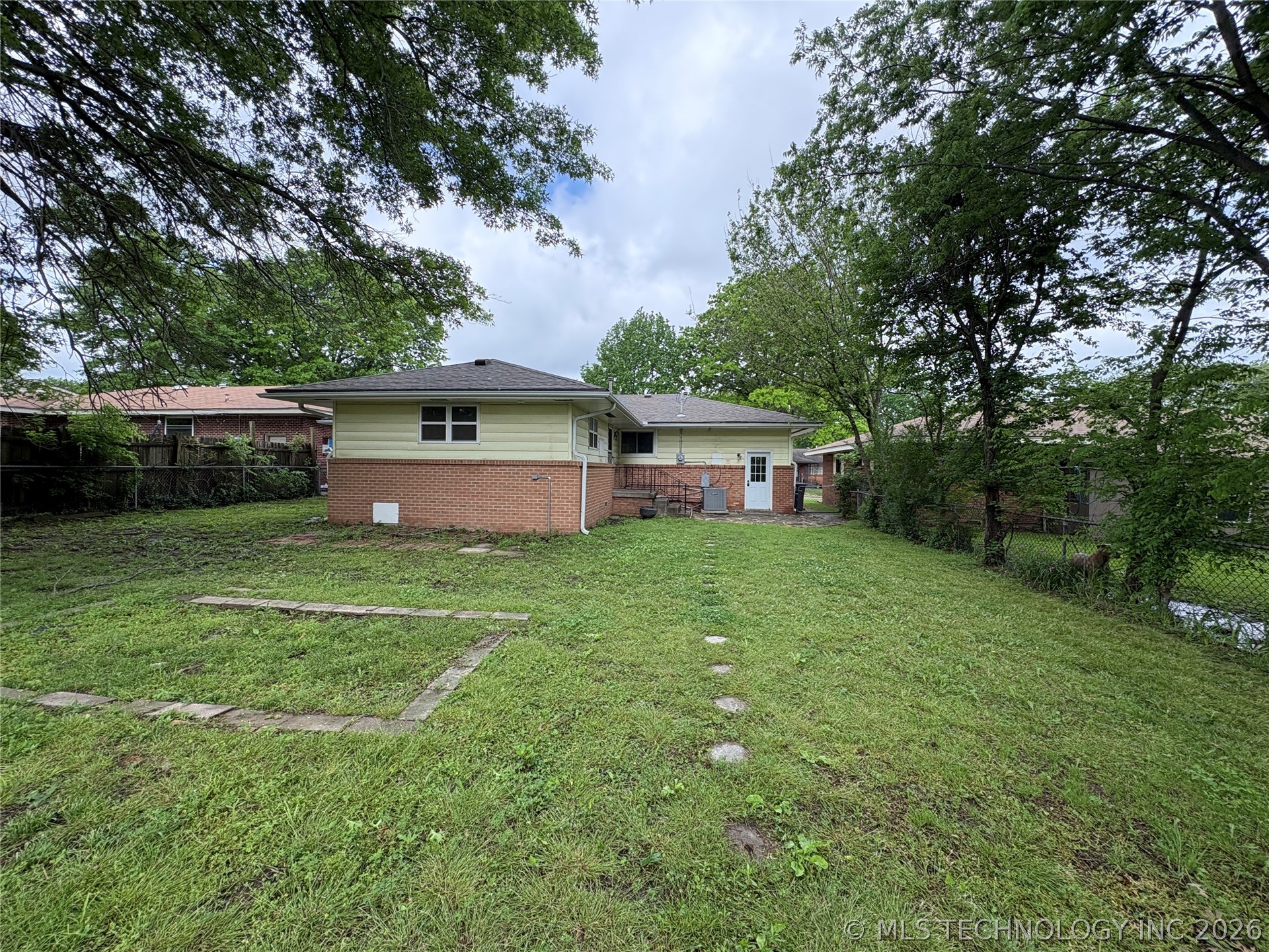 618 SE Wilshire Avenue Bartlesville OK 74006