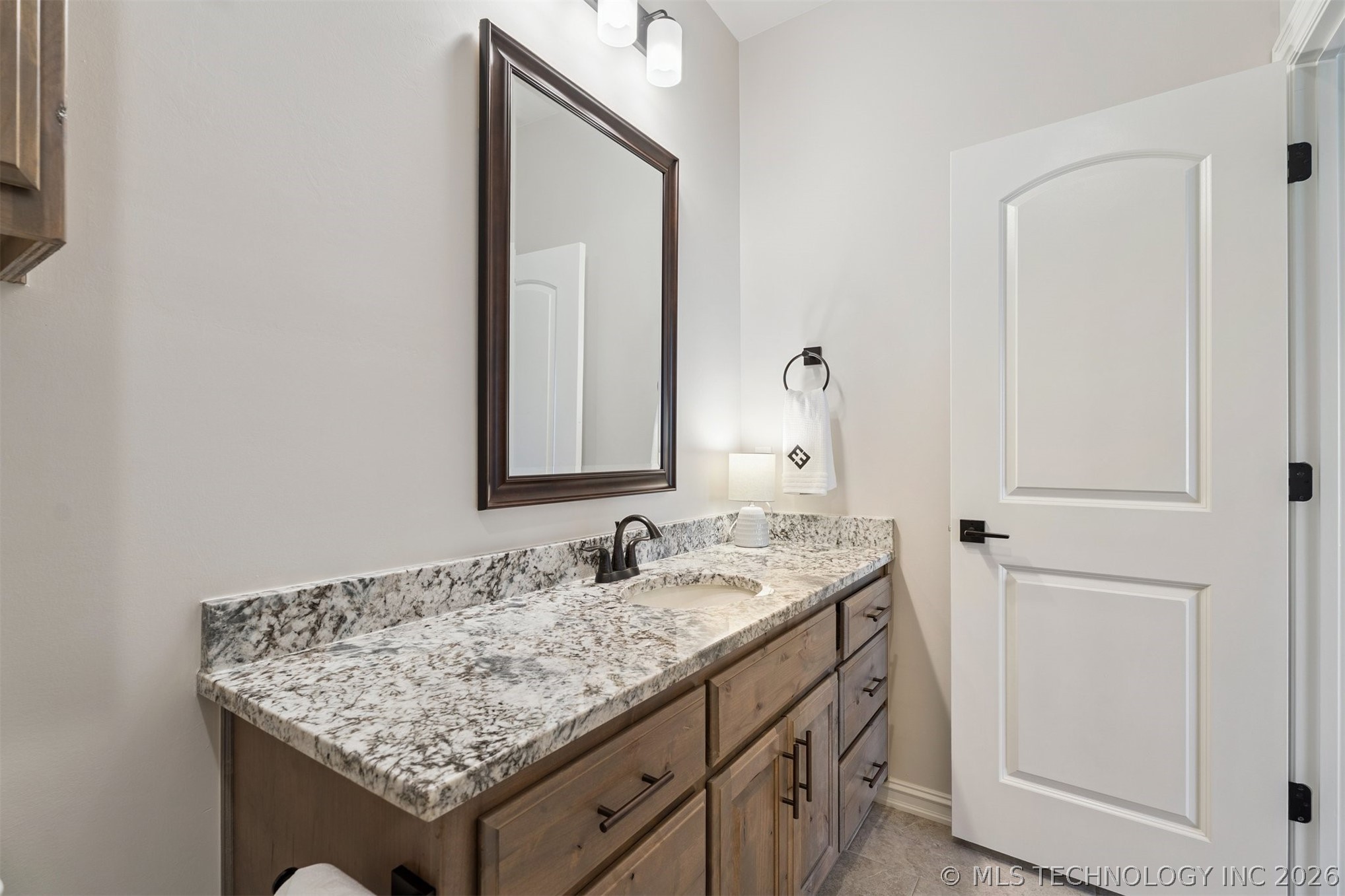2705 W Twin Oaks Street Broken Arrow OK 74012