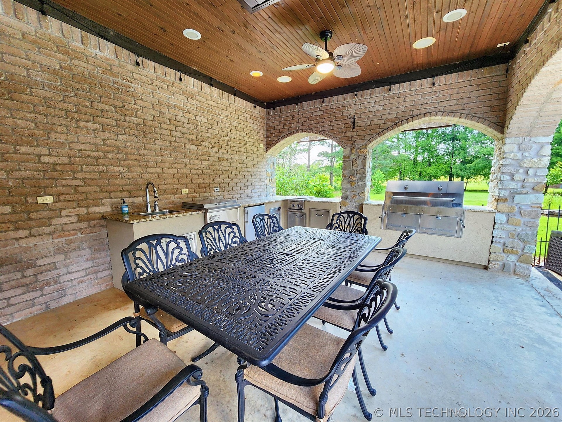 870 Cherry Springs Drive Tahlequah OK 74464