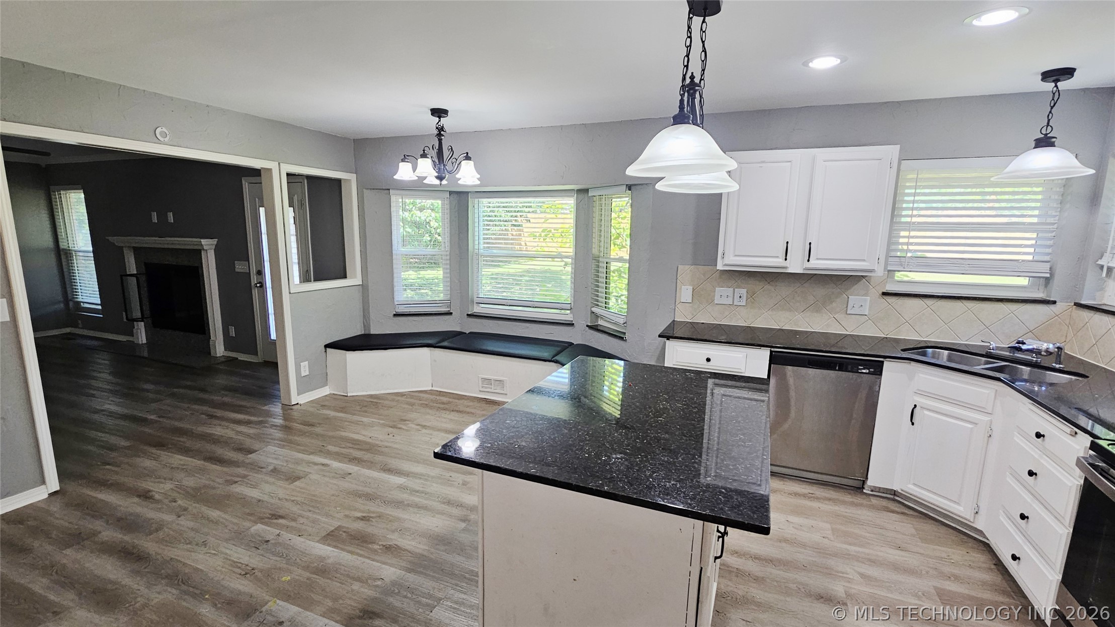 100 W Yuma Court Broken Arrow OK 74011