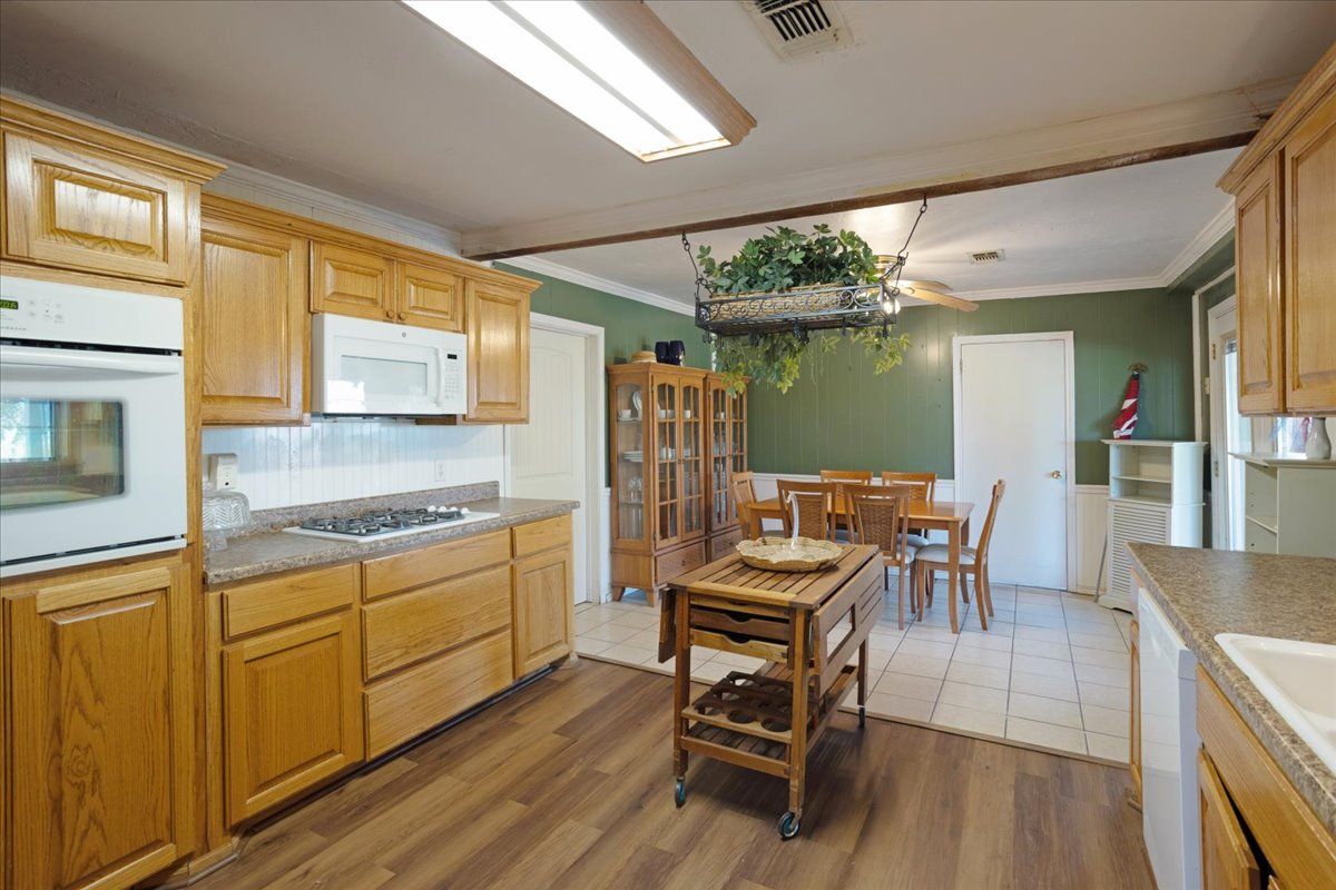 13452 Highway 22 Kenefic OK 74748