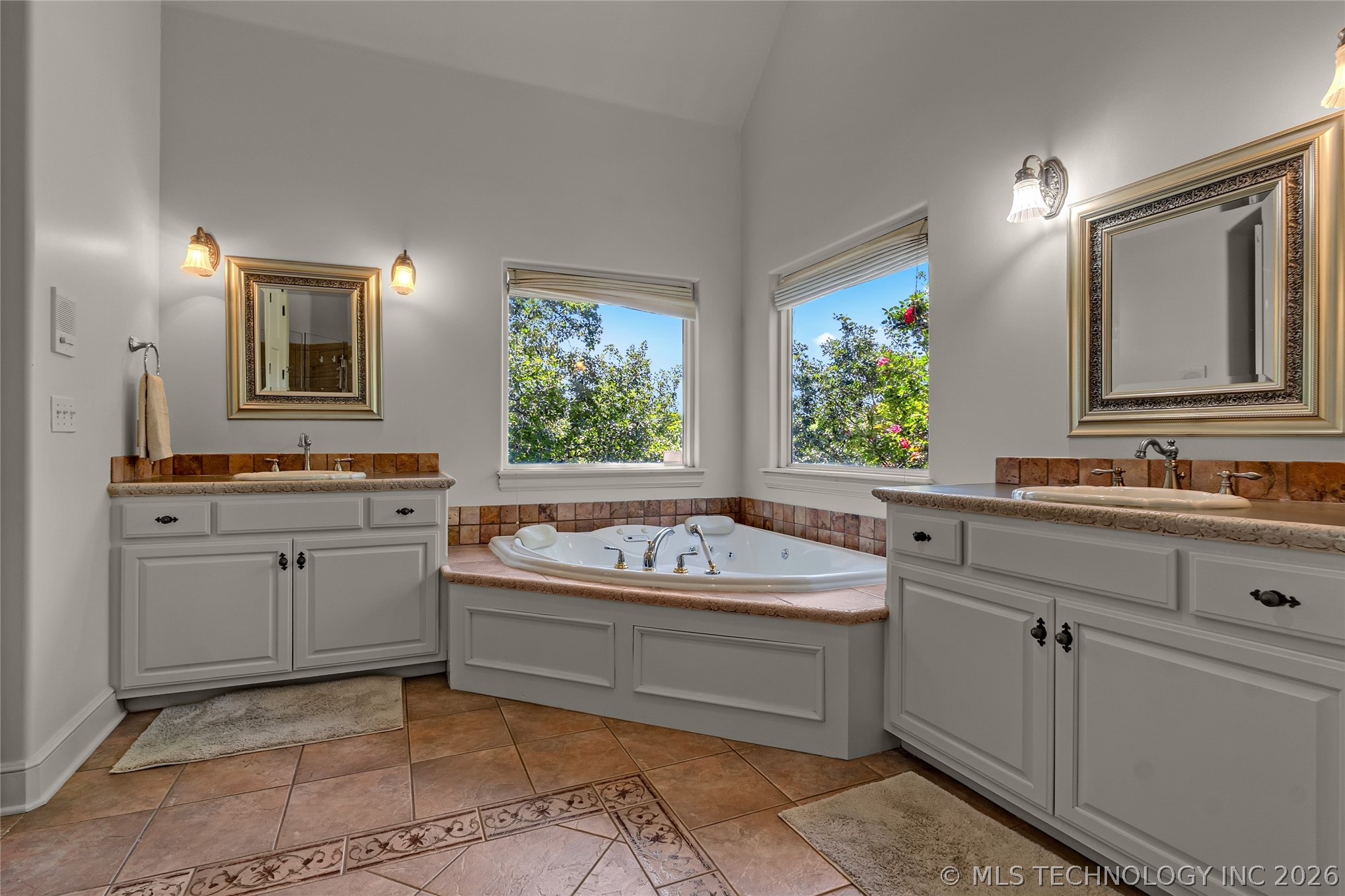 412 W Sunset Court Catoosa OK 74015