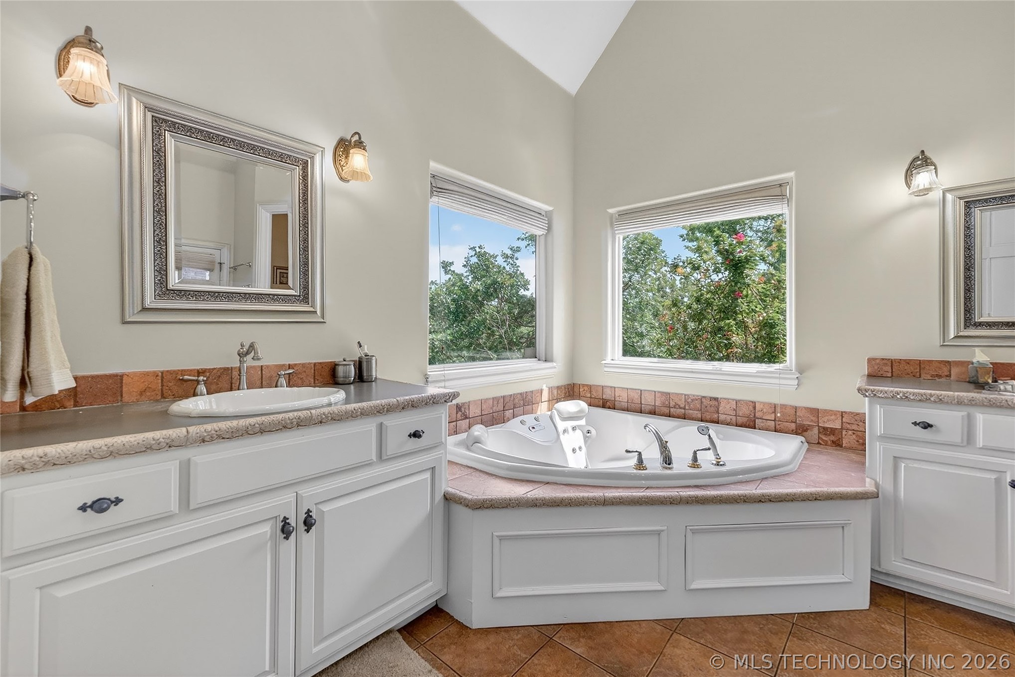 412 W Sunset Court Catoosa OK 74015