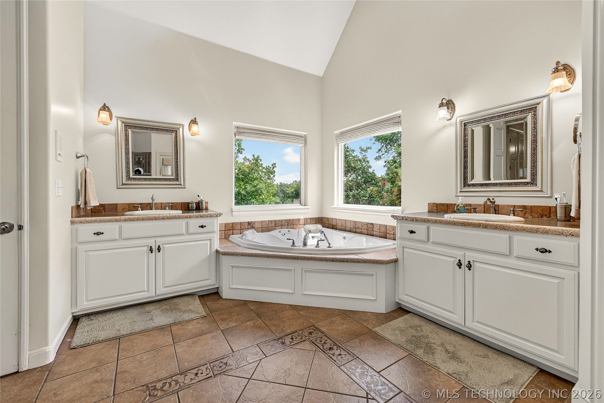 412 W Sunset Court Catoosa OK 74015