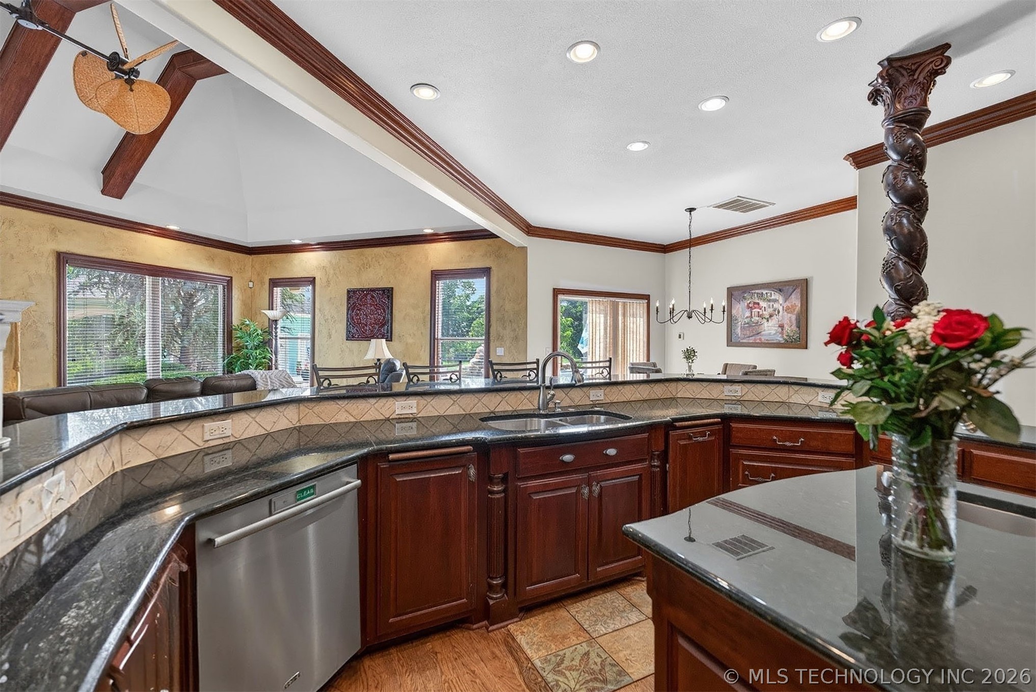 412 W Sunset Court Catoosa OK 74015
