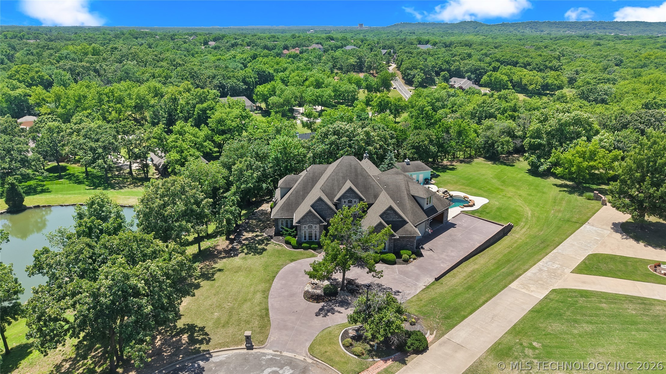 412 W Sunset Court Catoosa OK 74015