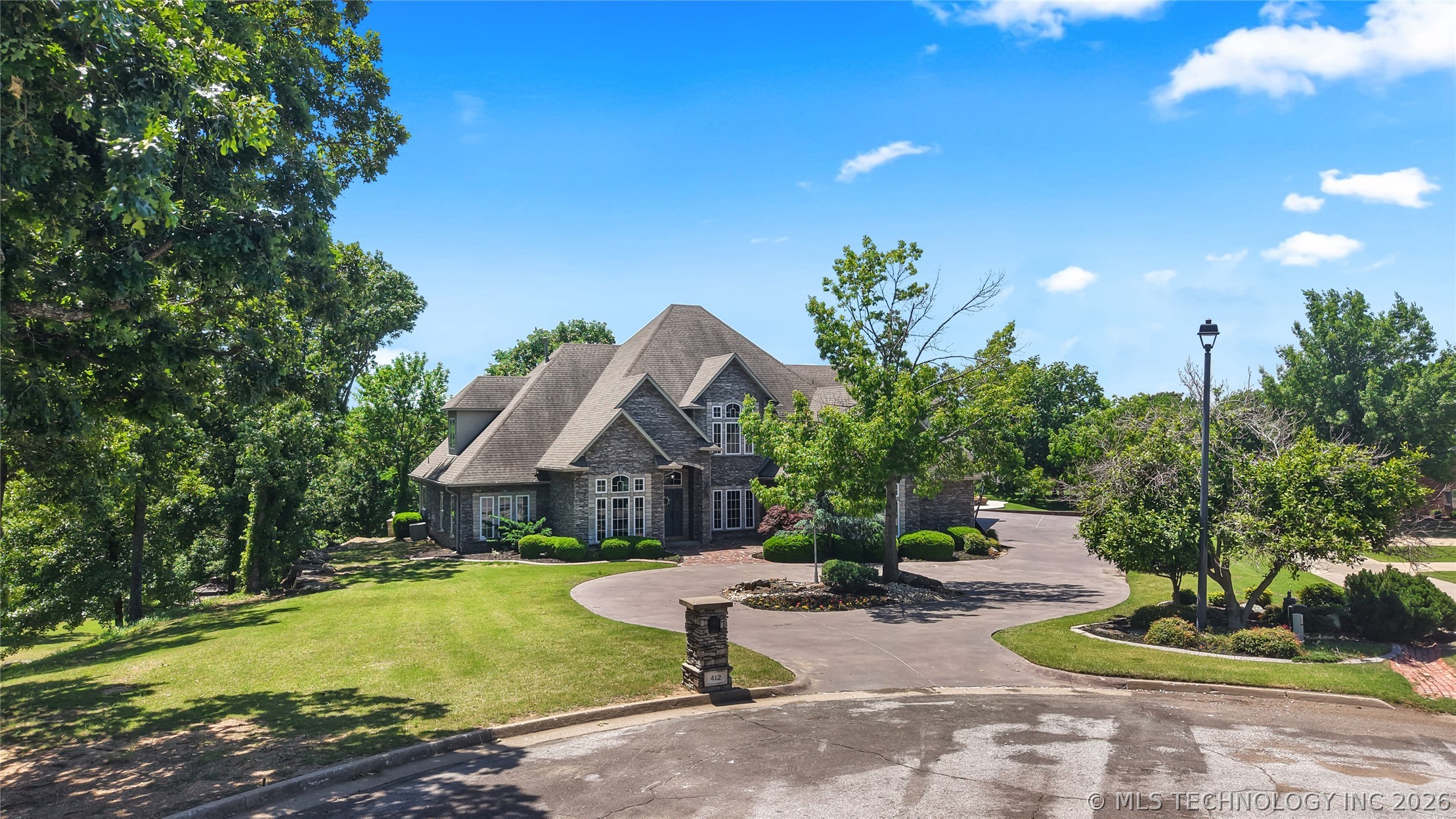 412 W Sunset Court Catoosa OK 74015