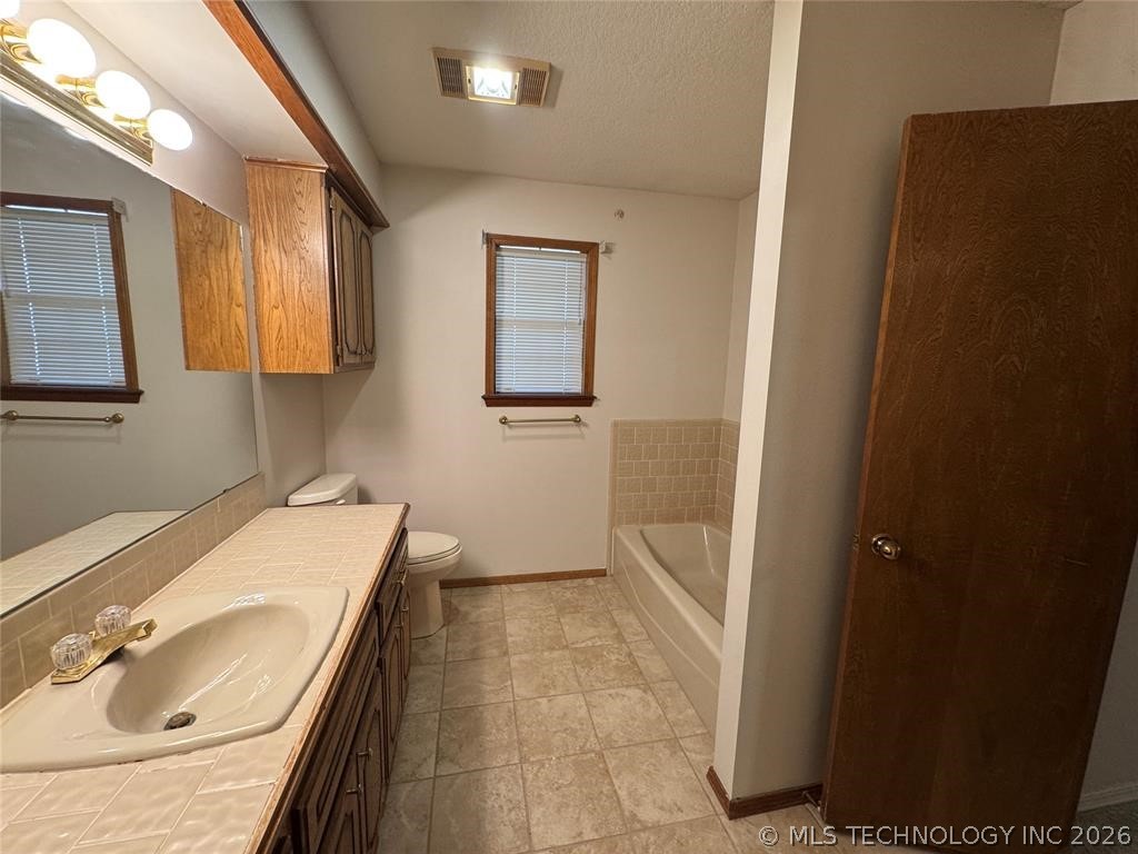 2449 Whispering Oak Drive Seminole OK 74868