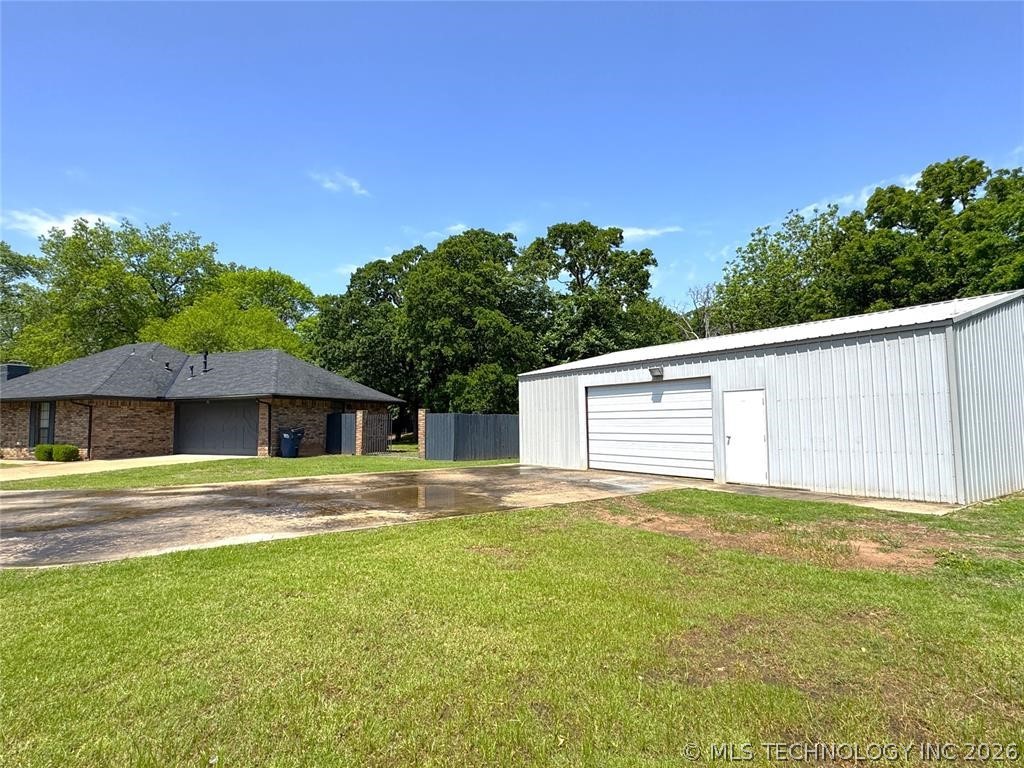 2449 Whispering Oak Drive Seminole OK 74868