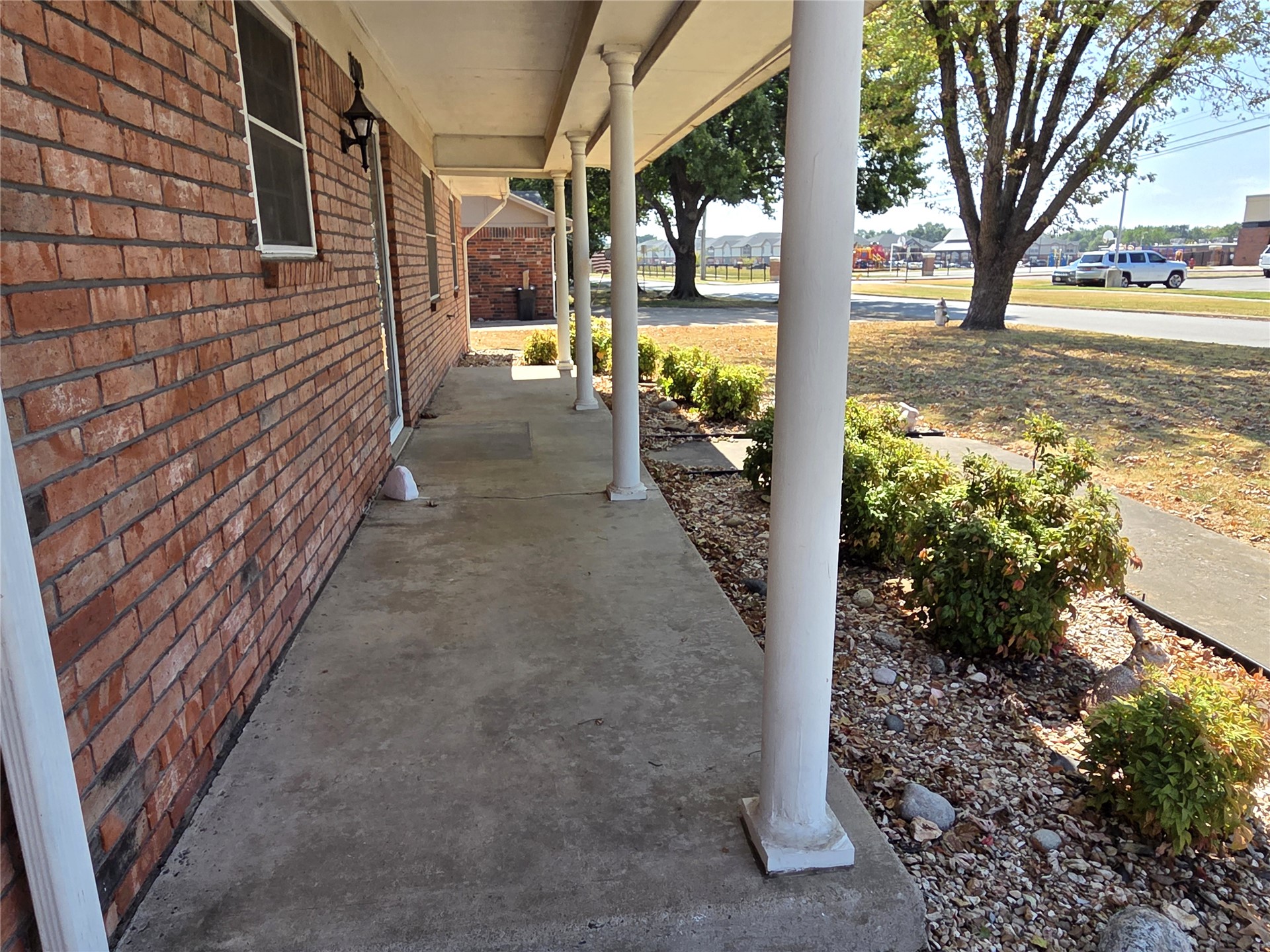 1509 Lahoma Pryor OK 74361
