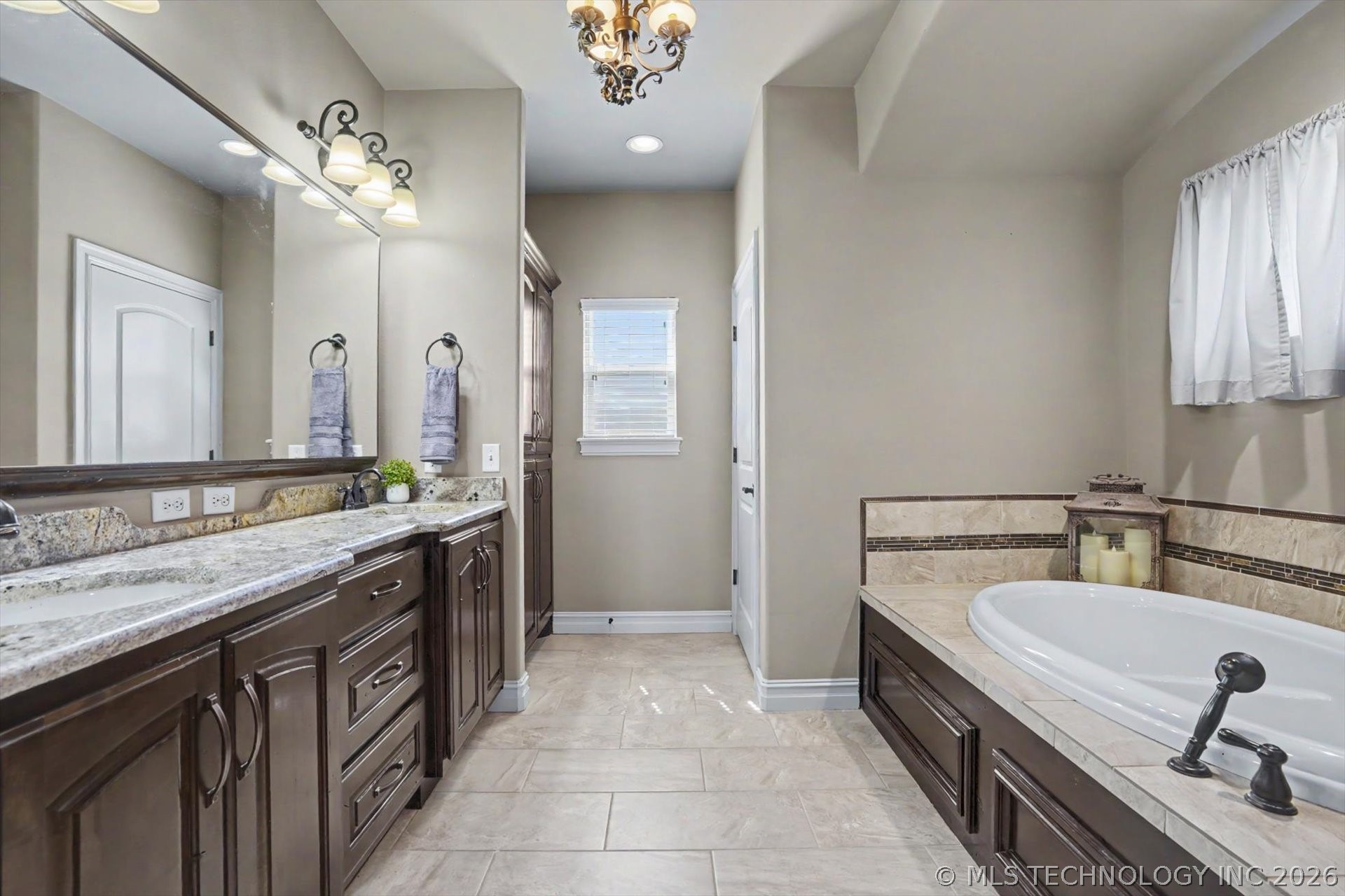 8778 S 234th East Avenue Broken Arrow OK 74014
