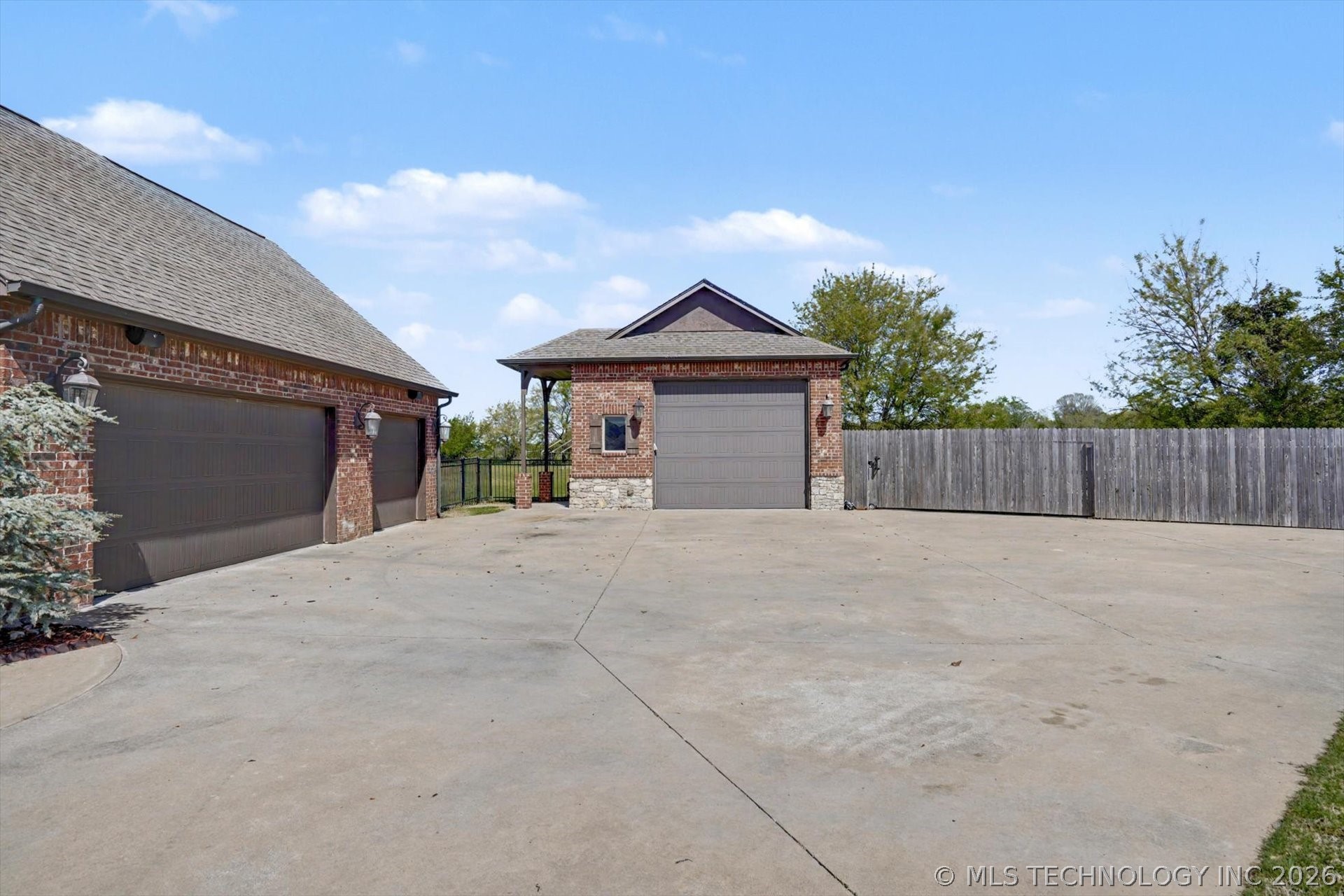 8778 S 234th East Avenue Broken Arrow OK 74014