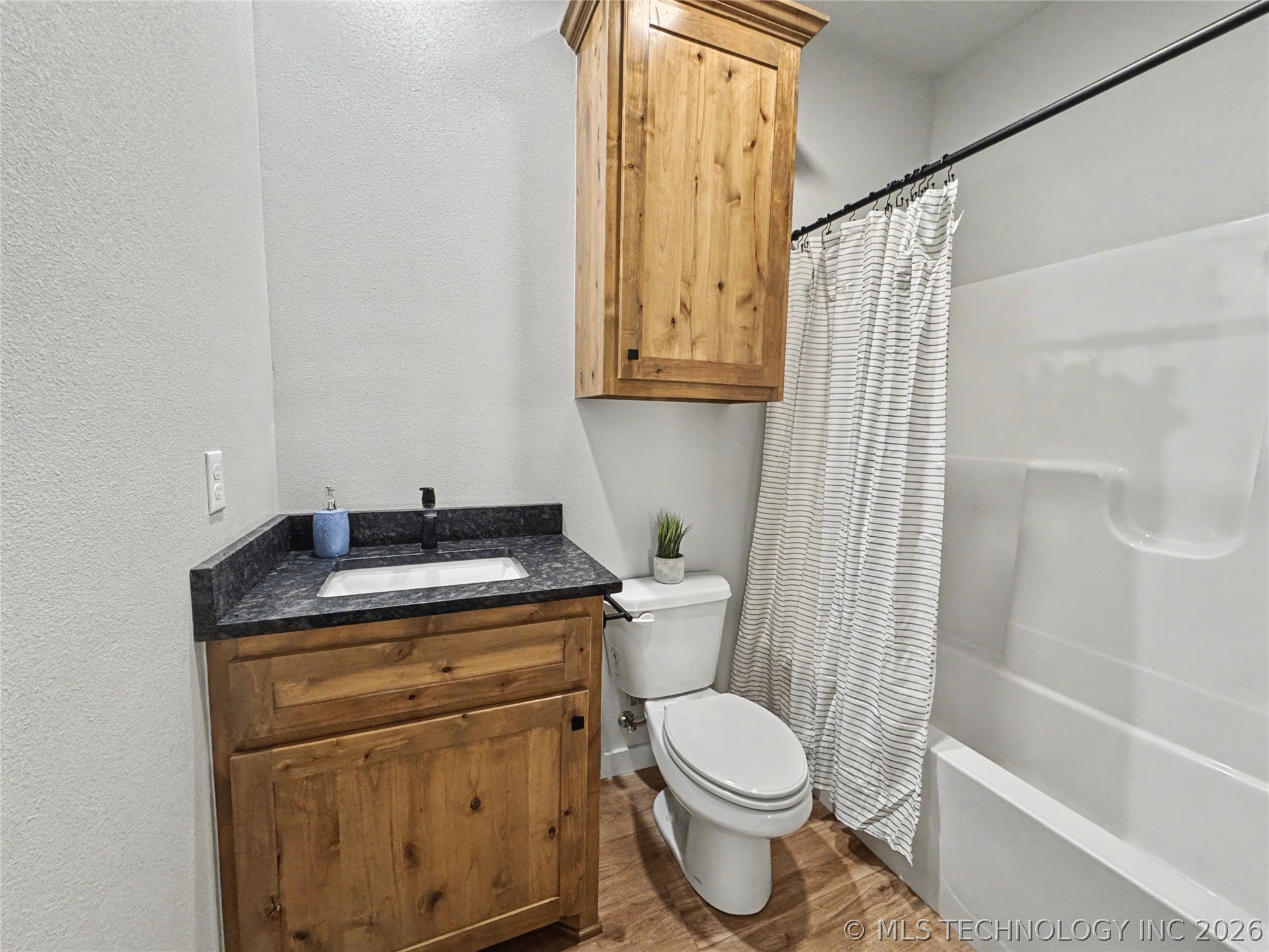 11825 W 838 Road Tahlequah OK 74464