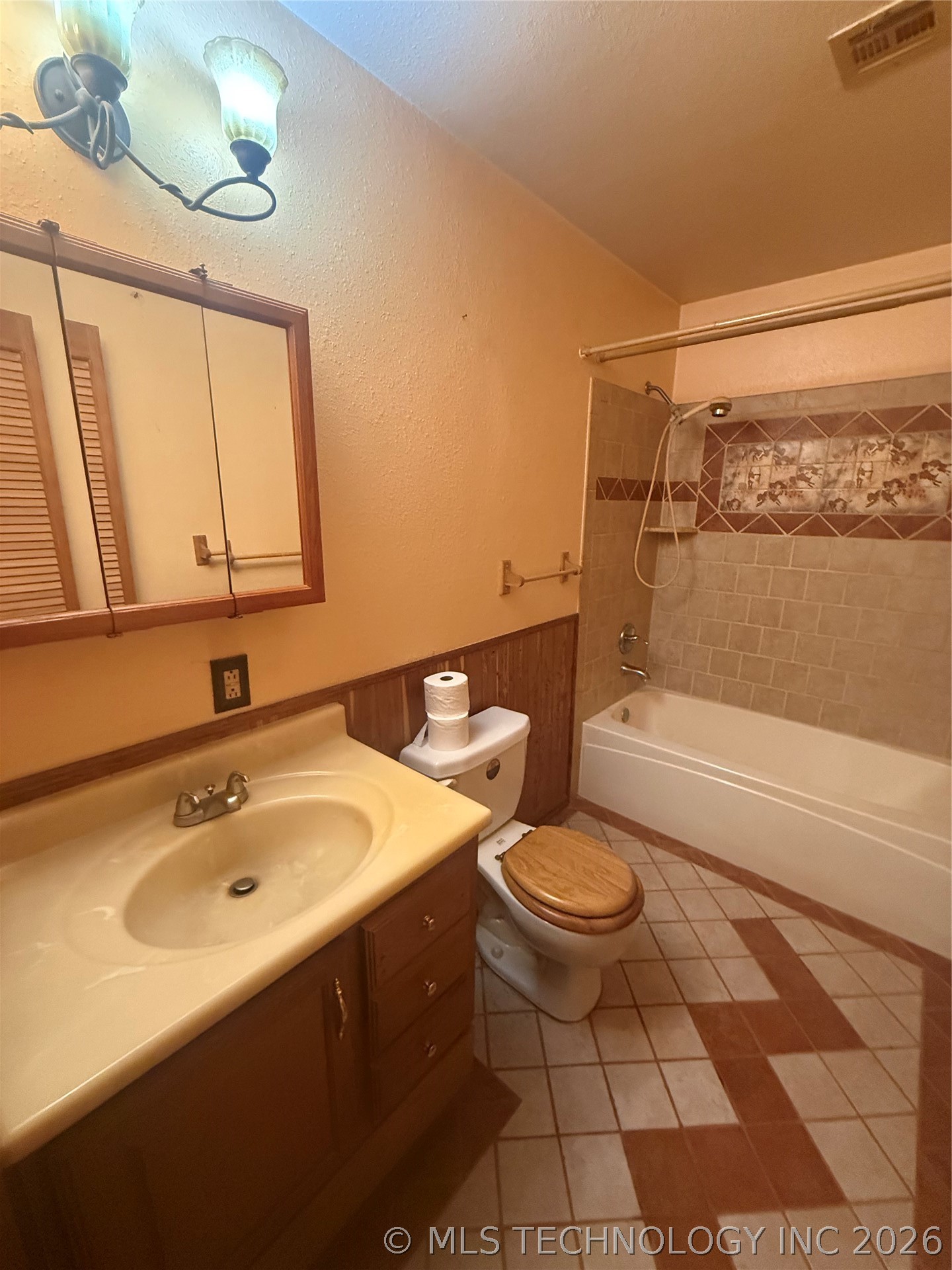 409658 E 1100 Road Checotah OK 74426