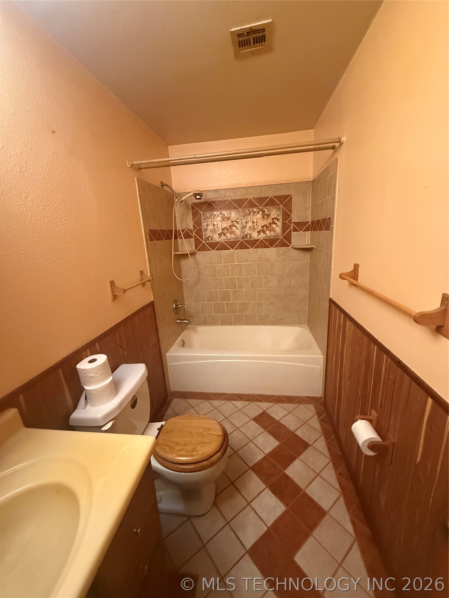 409658 E 1100 Road Checotah OK 74426
