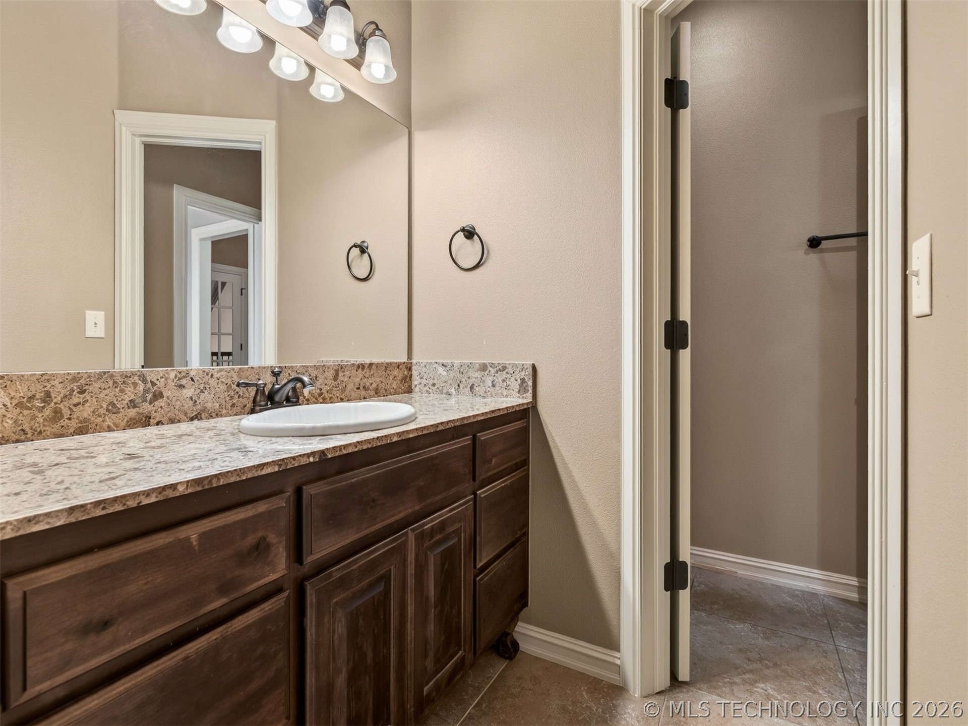 18961 Chickadee Court Owasso OK 74055
