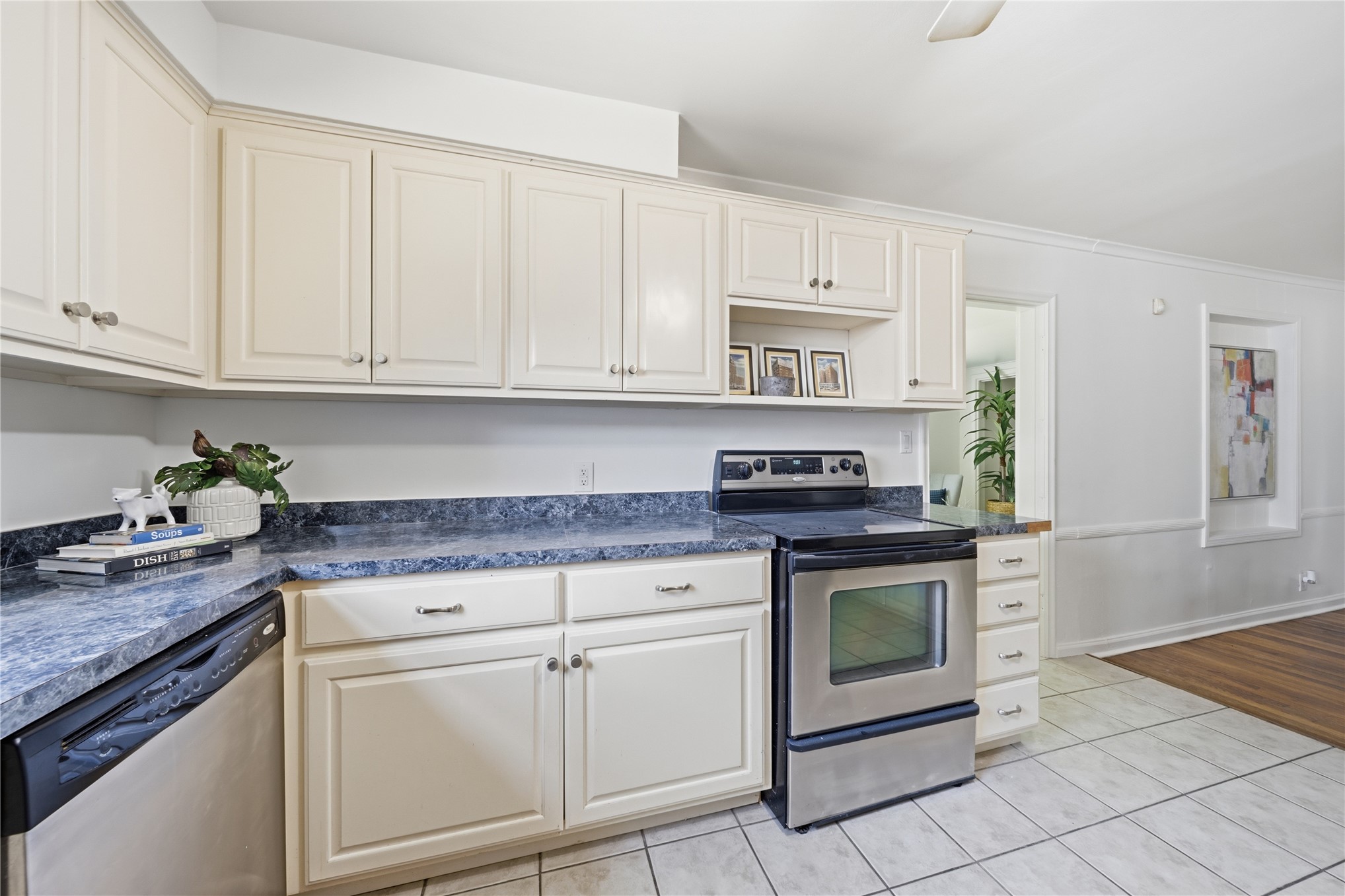3943 S Rockford Avenue Tulsa OK 74105