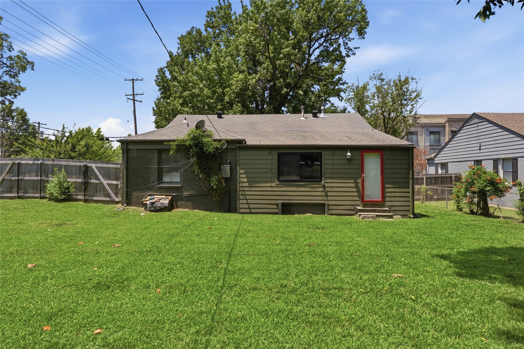 3943 S Rockford Avenue Tulsa OK 74105